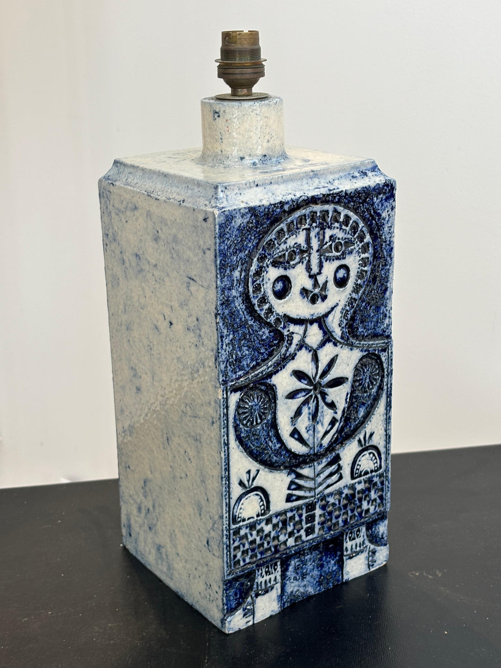 Nice lamp by Roger Capron and jean Derval in blue ennalemed