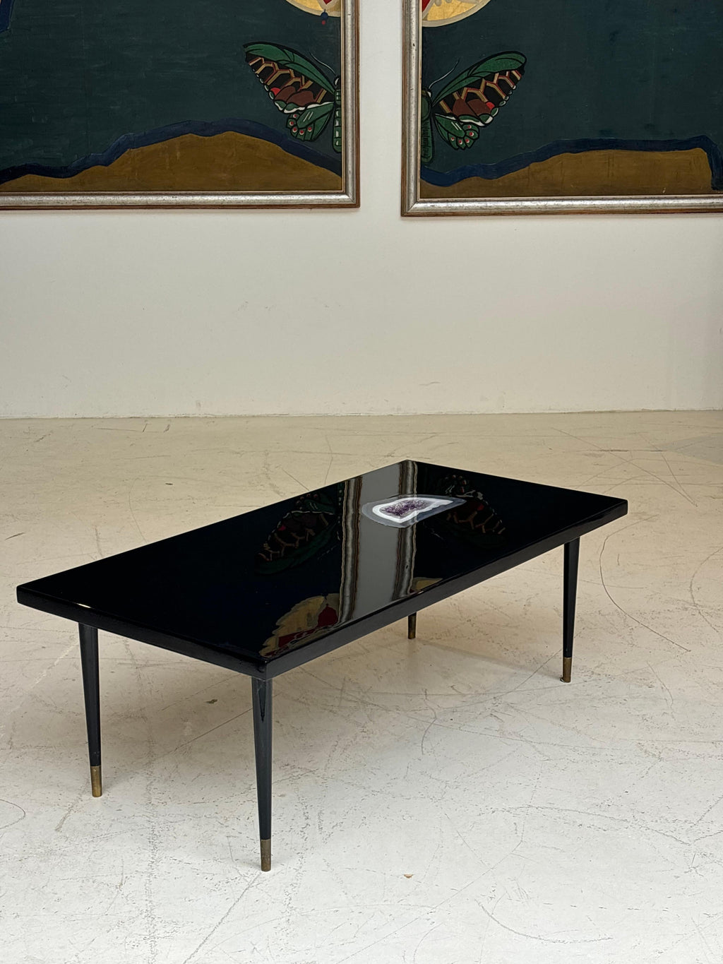 Nice coffee table by Philippe Barbier in lacquer and incrustation d’améthyste