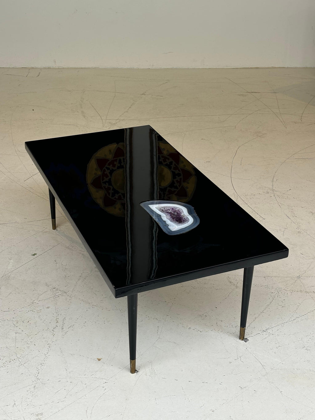 Nice coffee table by Philippe Barbier in lacquer and incrustation d’améthyste