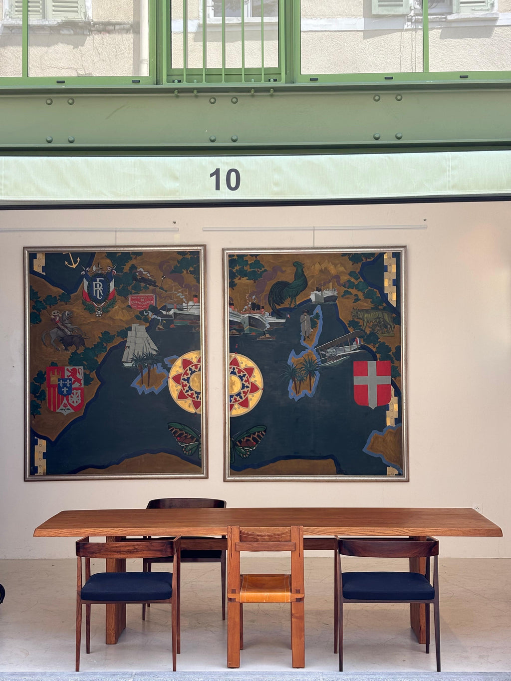 Incredible T14 dining table by Pierre Chapo