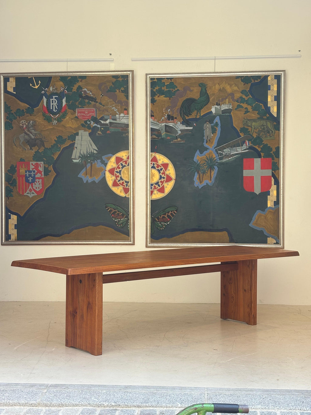 Incredible T14 dining table by Pierre Chapo