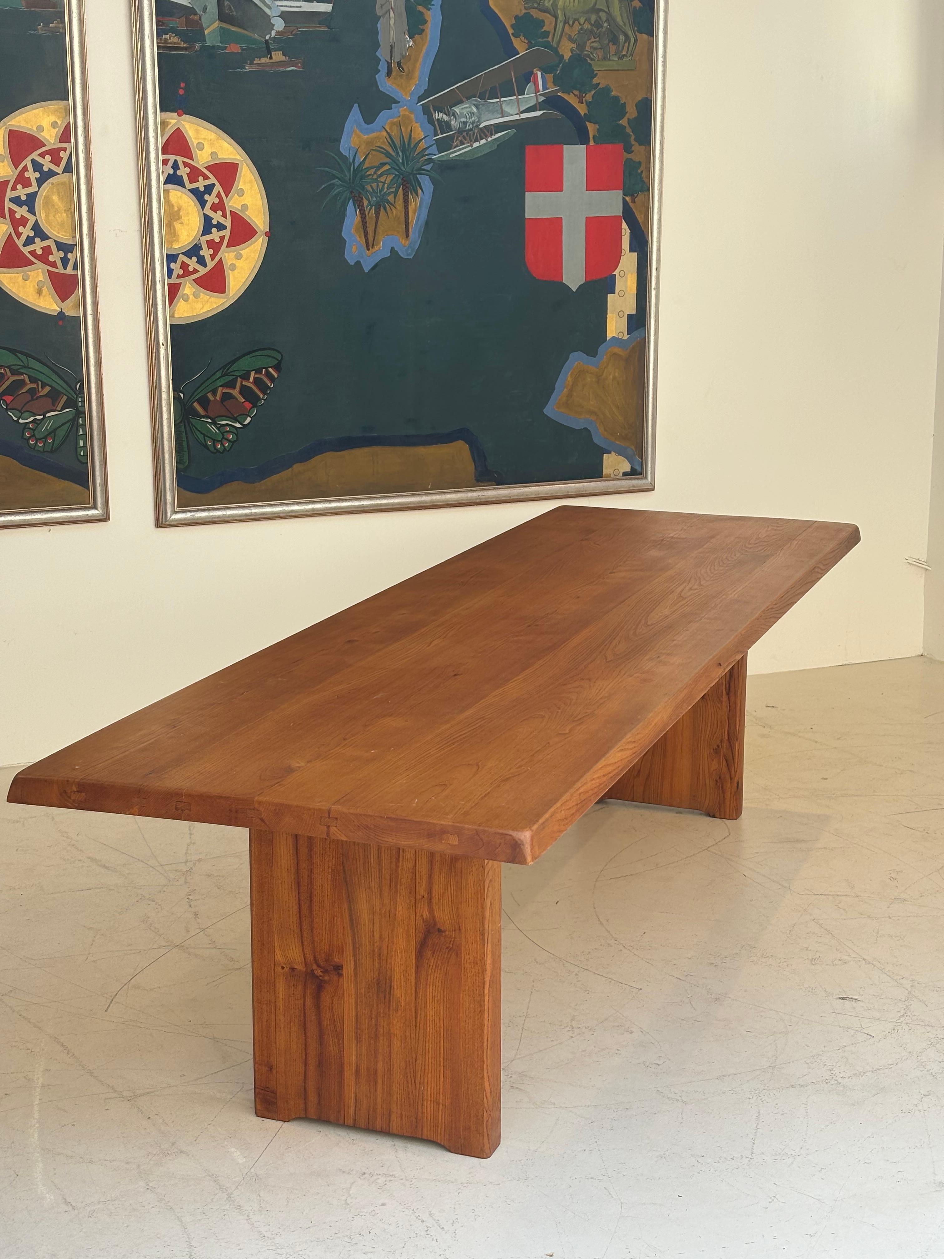 Incredible T14 dining table by Pierre Chapo
