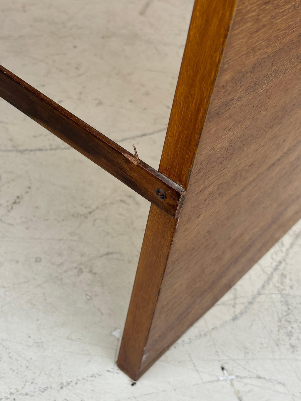 Nice french nesting table circa 1940 in the taste of Francis Jourdain
