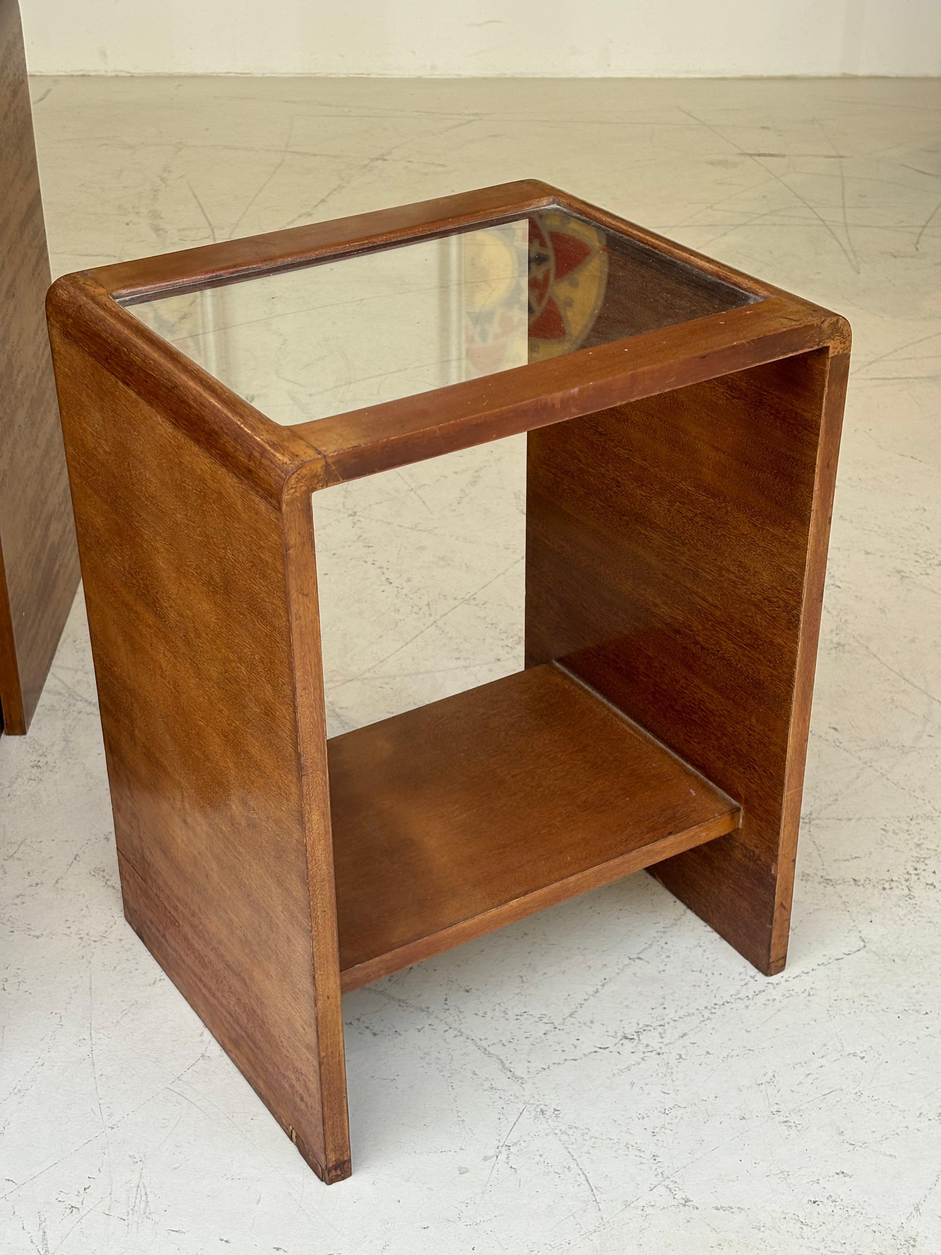 Nice french nesting table circa 1940 in the taste of Francis Jourdain