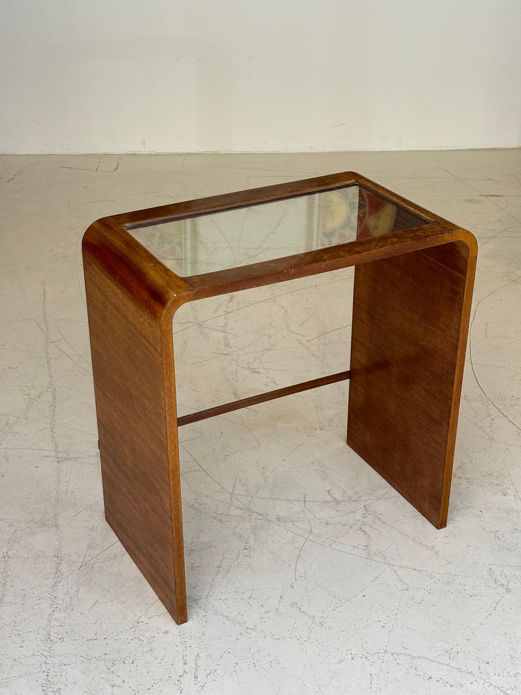 Nice french nesting table circa 1940 in the taste of Francis Jourdain