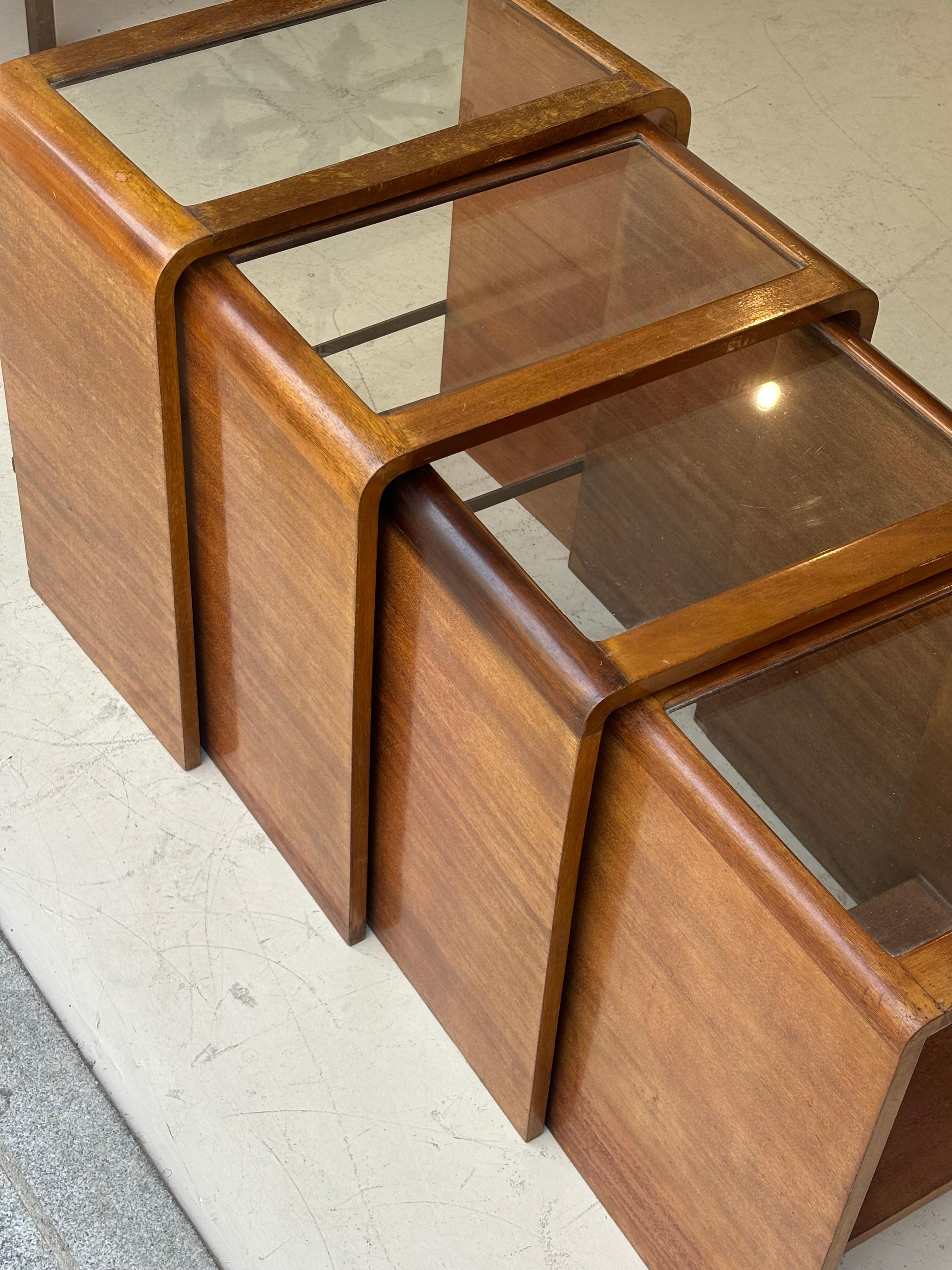 Nice french nesting table circa 1940 in the taste of Francis Jourdain