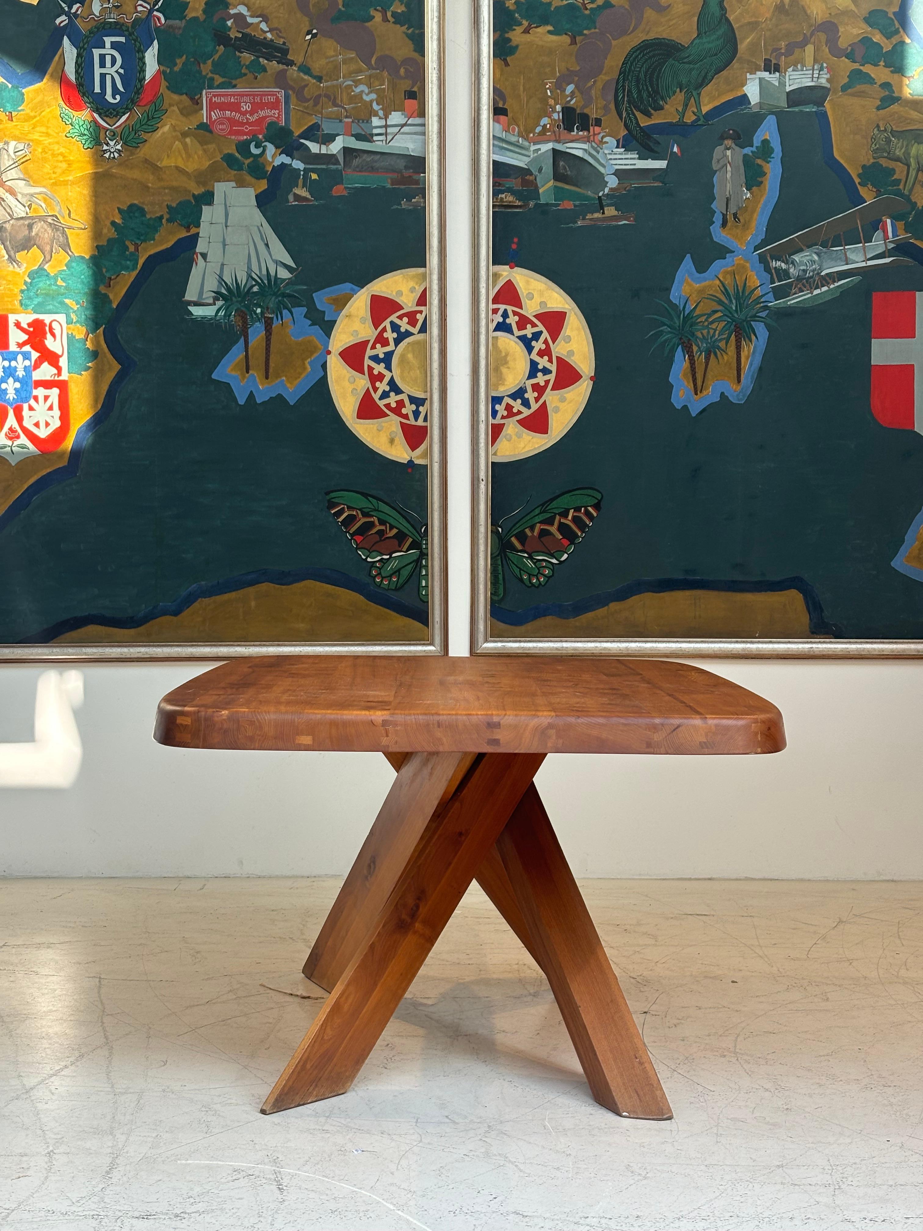 Dining table : « T35 C » by Pierre Chapo, circa 1970 in massive elm