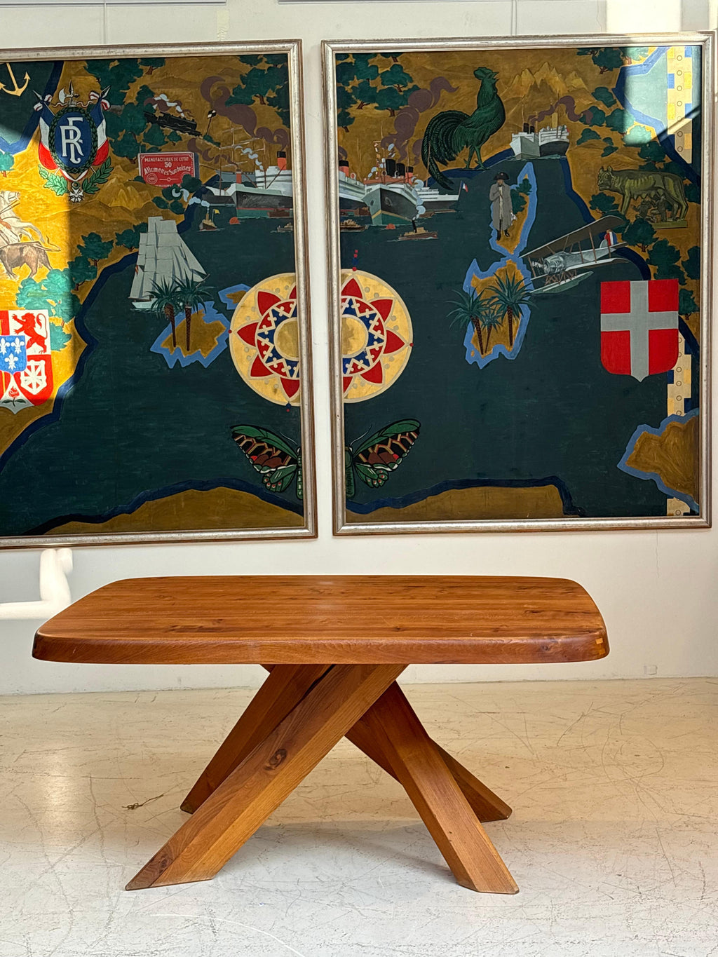 Dining table : « T35 C » by Pierre Chapo, circa 1970 in massive elm