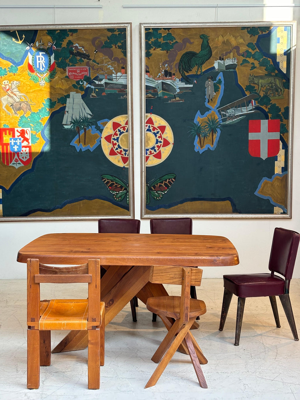 Dining table : « T35 C » by Pierre Chapo, circa 1970 in massive elm