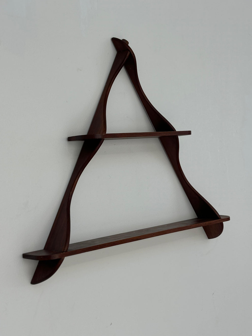 Beautiful shelve attributed to Peder Moos