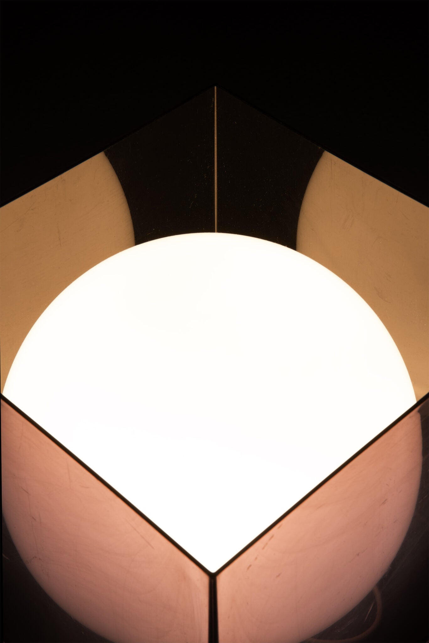 Cube Table Lamp