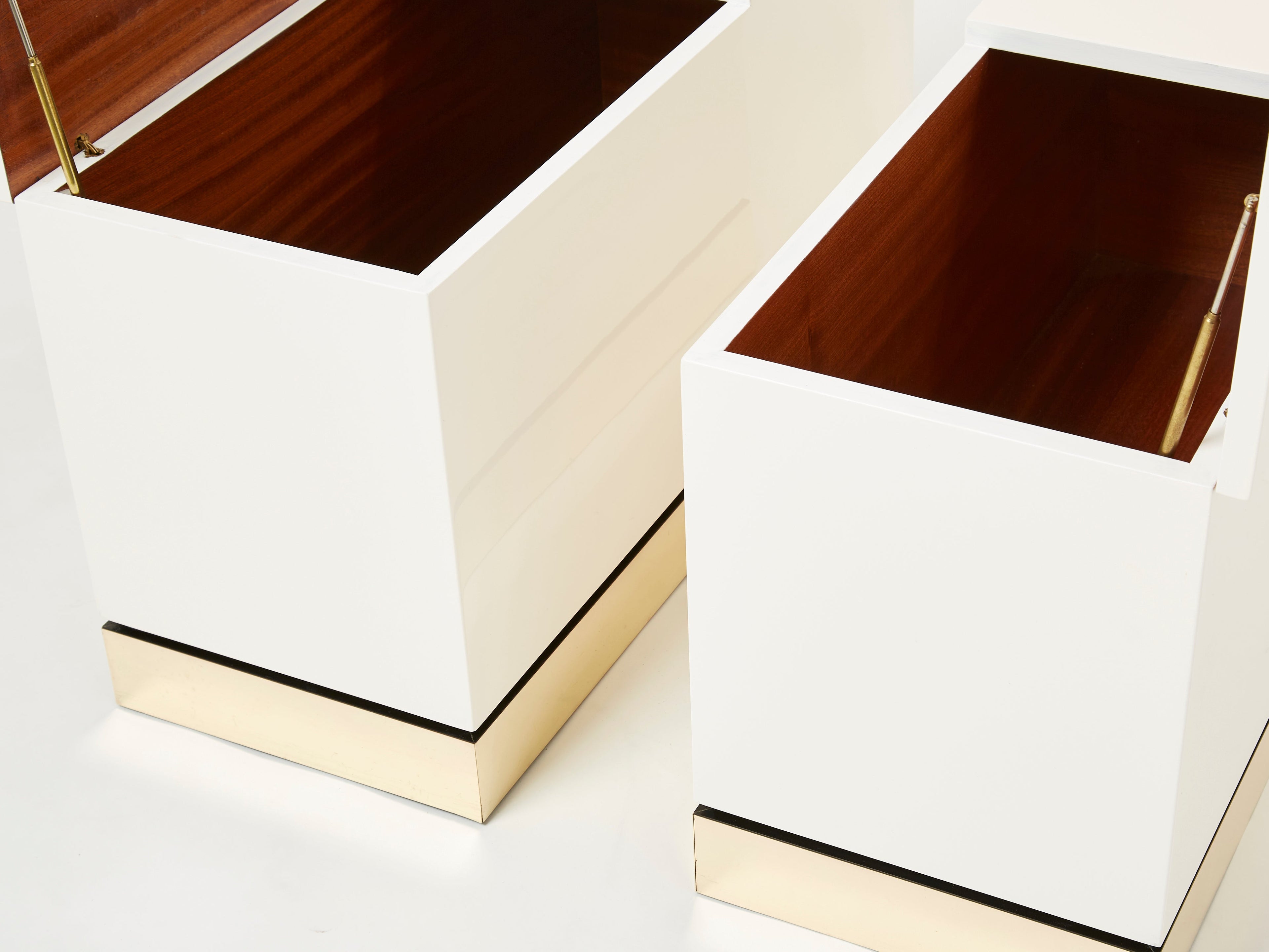 Pair of trunk end tables by J.C. Mahey brass white lacquered 1970s