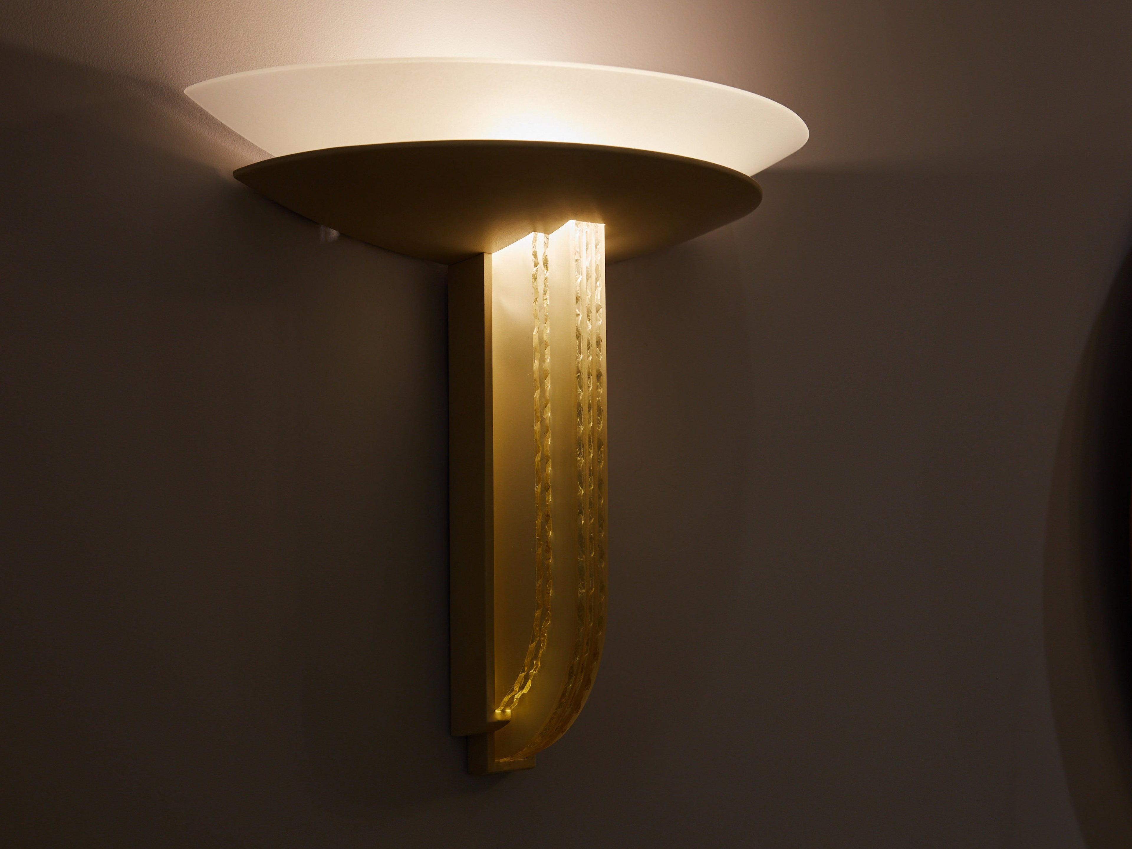 Jean Perzel pair of original cut glass wall lights No 650 from 1930s