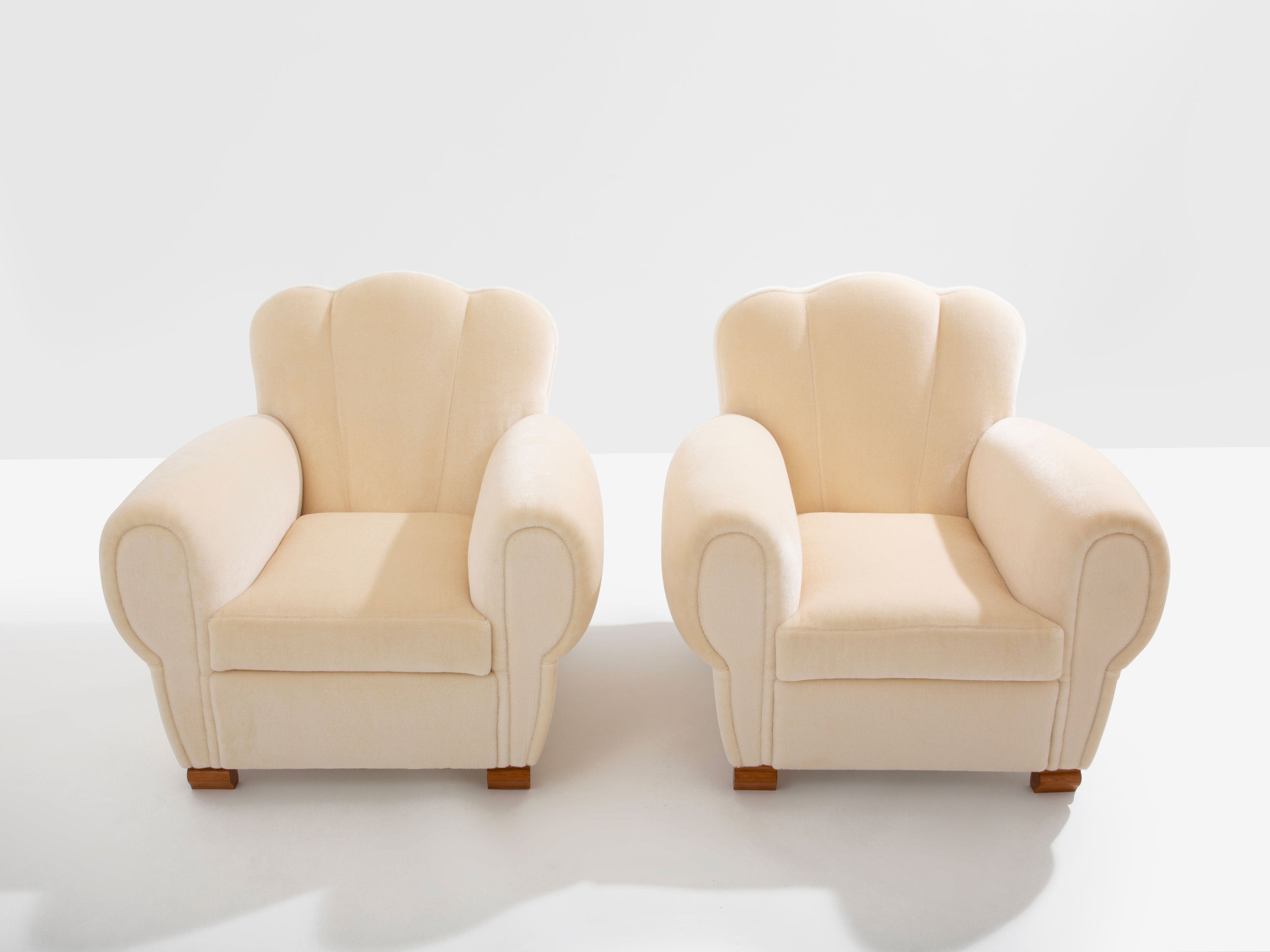 Jules Leleu pair of club armchairs white mohair velvet 1940s