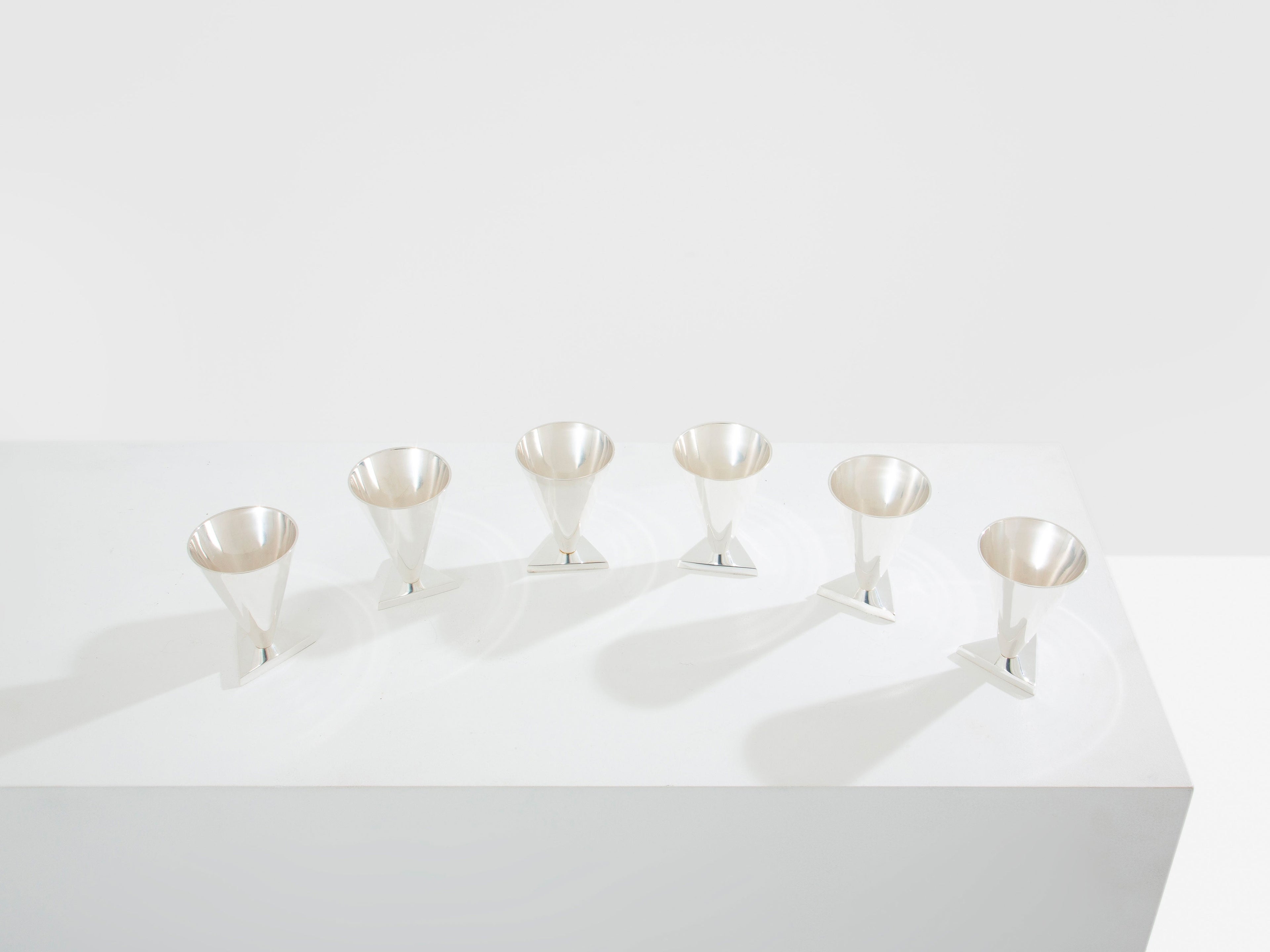 La Maison Desny Art Deco set of 6 silvered metal cocktail cups 1928