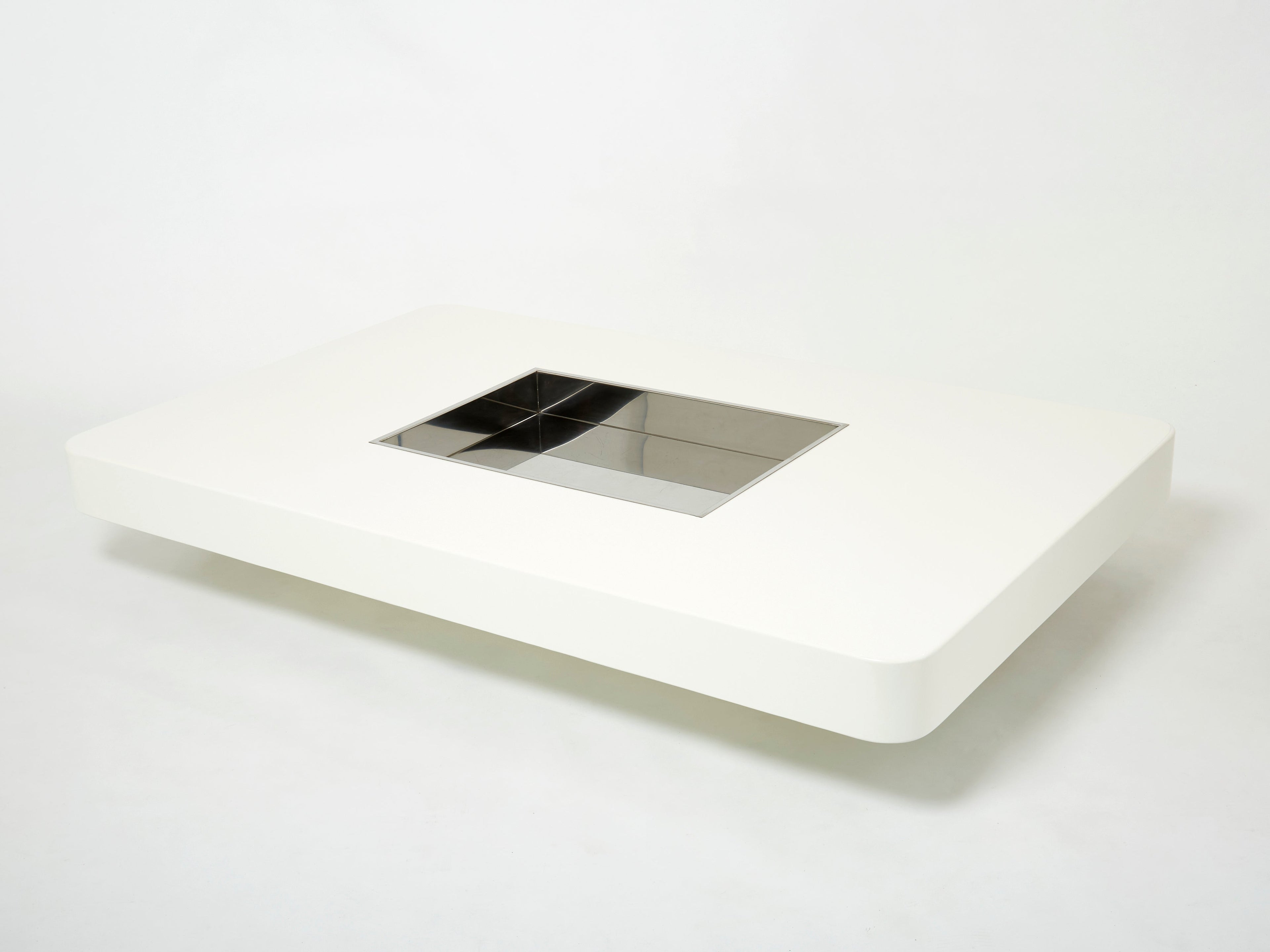 Large Willy Rizzo white lacquer and chrome bar coffee table 1970s