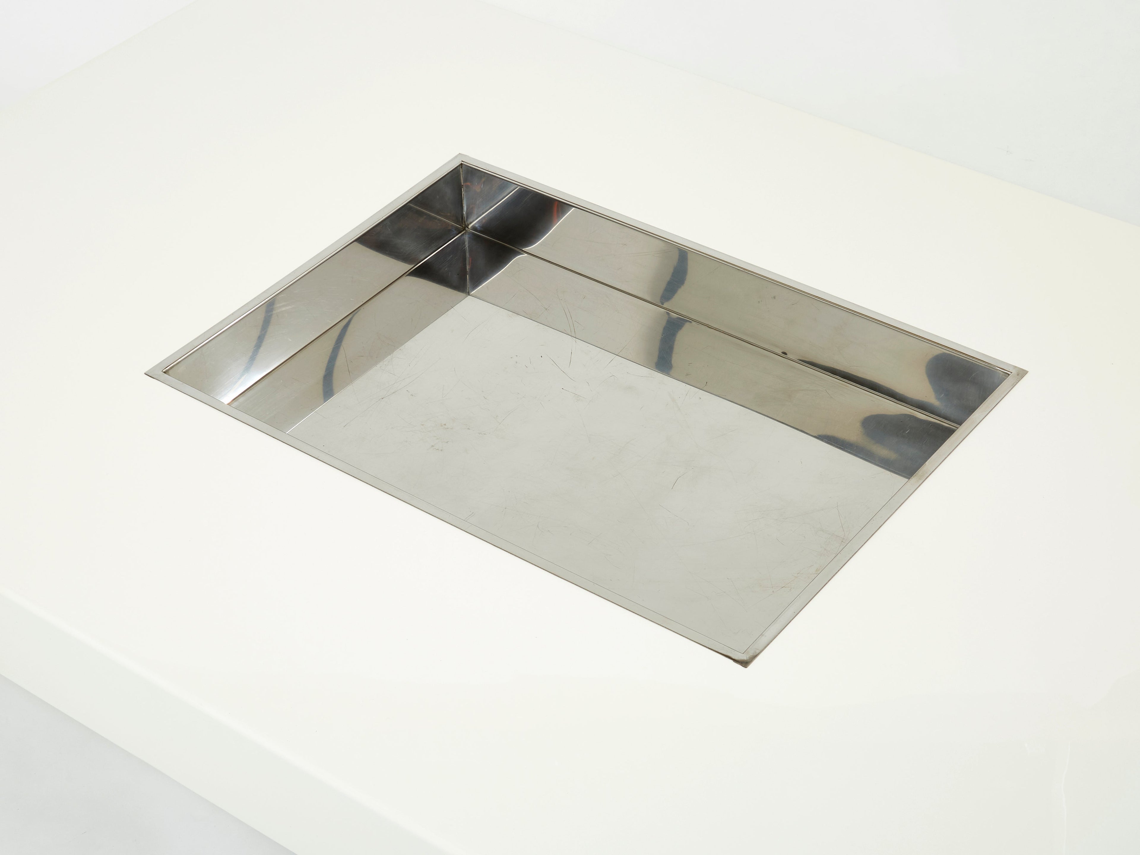 Large Willy Rizzo white lacquer and chrome bar coffee table 1970s