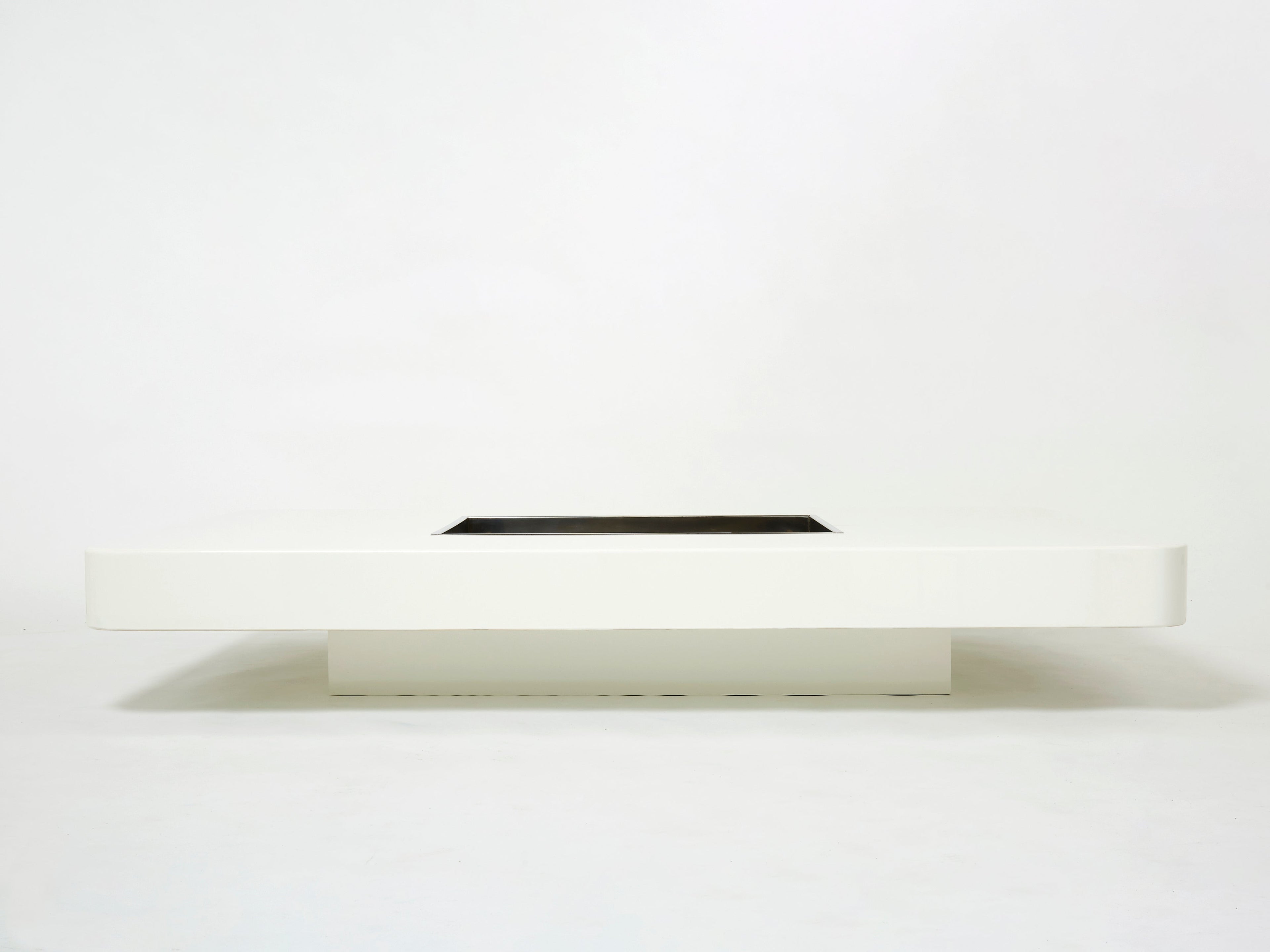 Large Willy Rizzo white lacquer and chrome bar coffee table 1970s