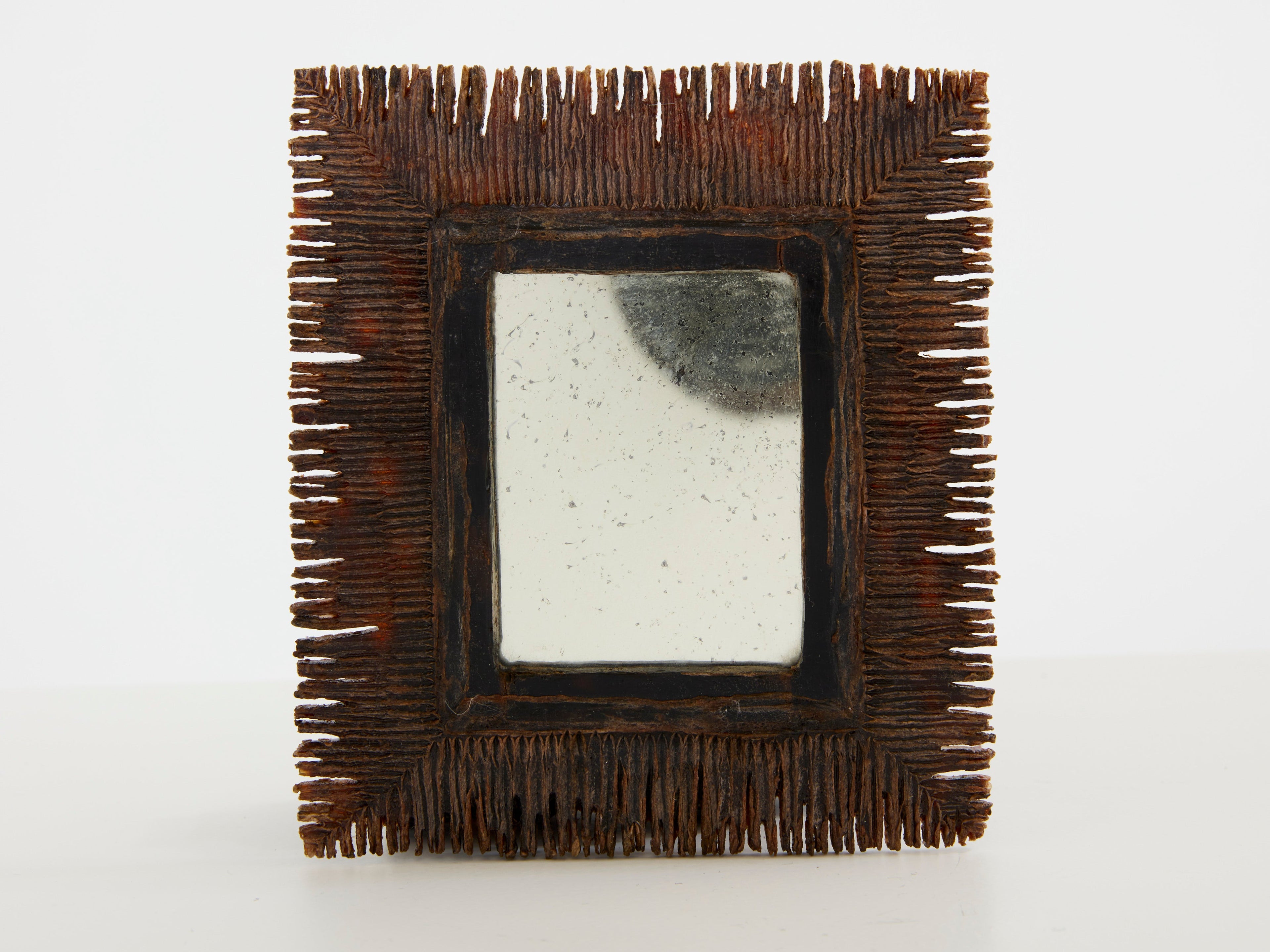 Line Vautrin pair of déchiquetée talosel resin mirrors 1960