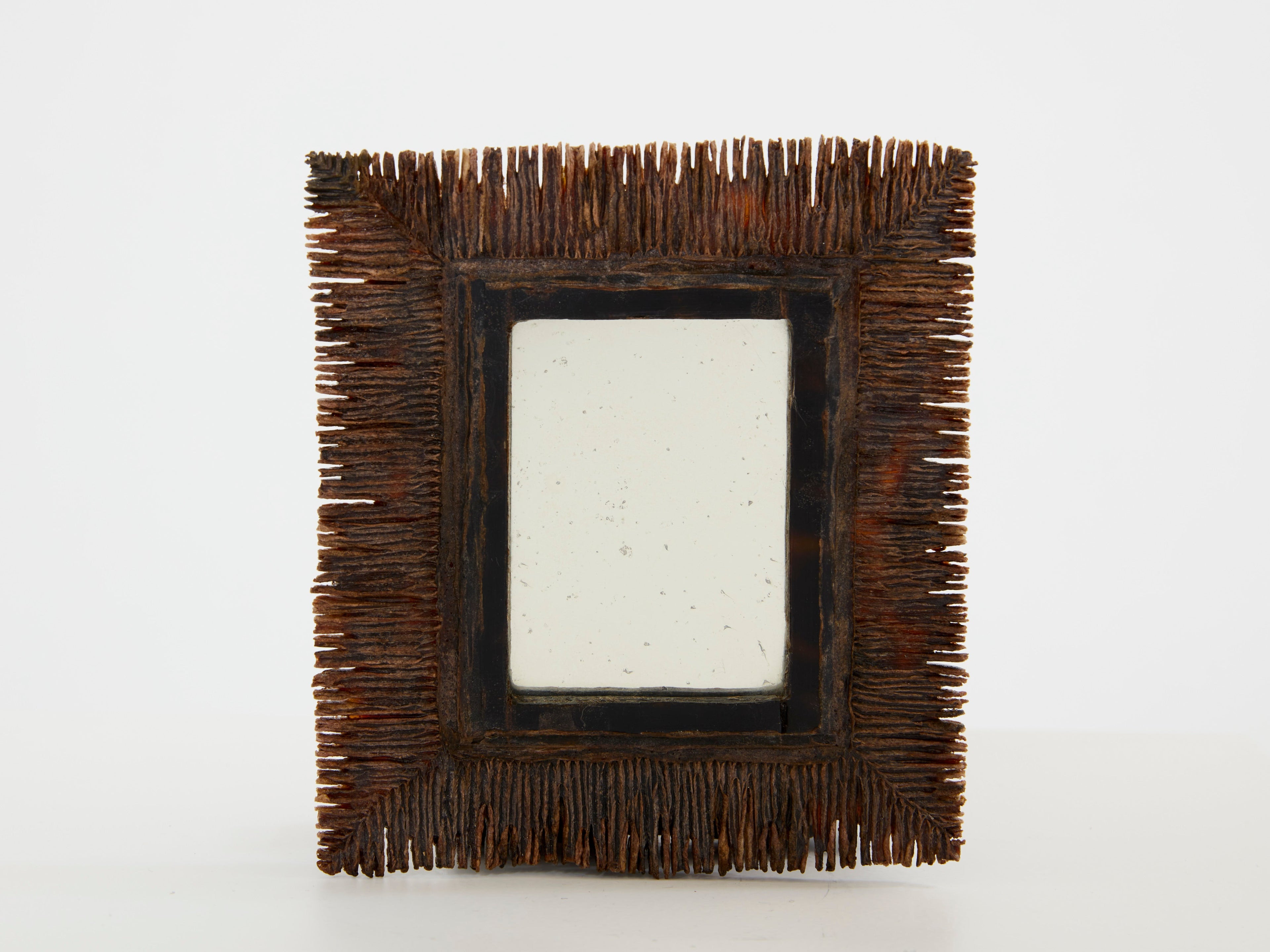Line Vautrin pair of déchiquetée talosel resin mirrors 1960