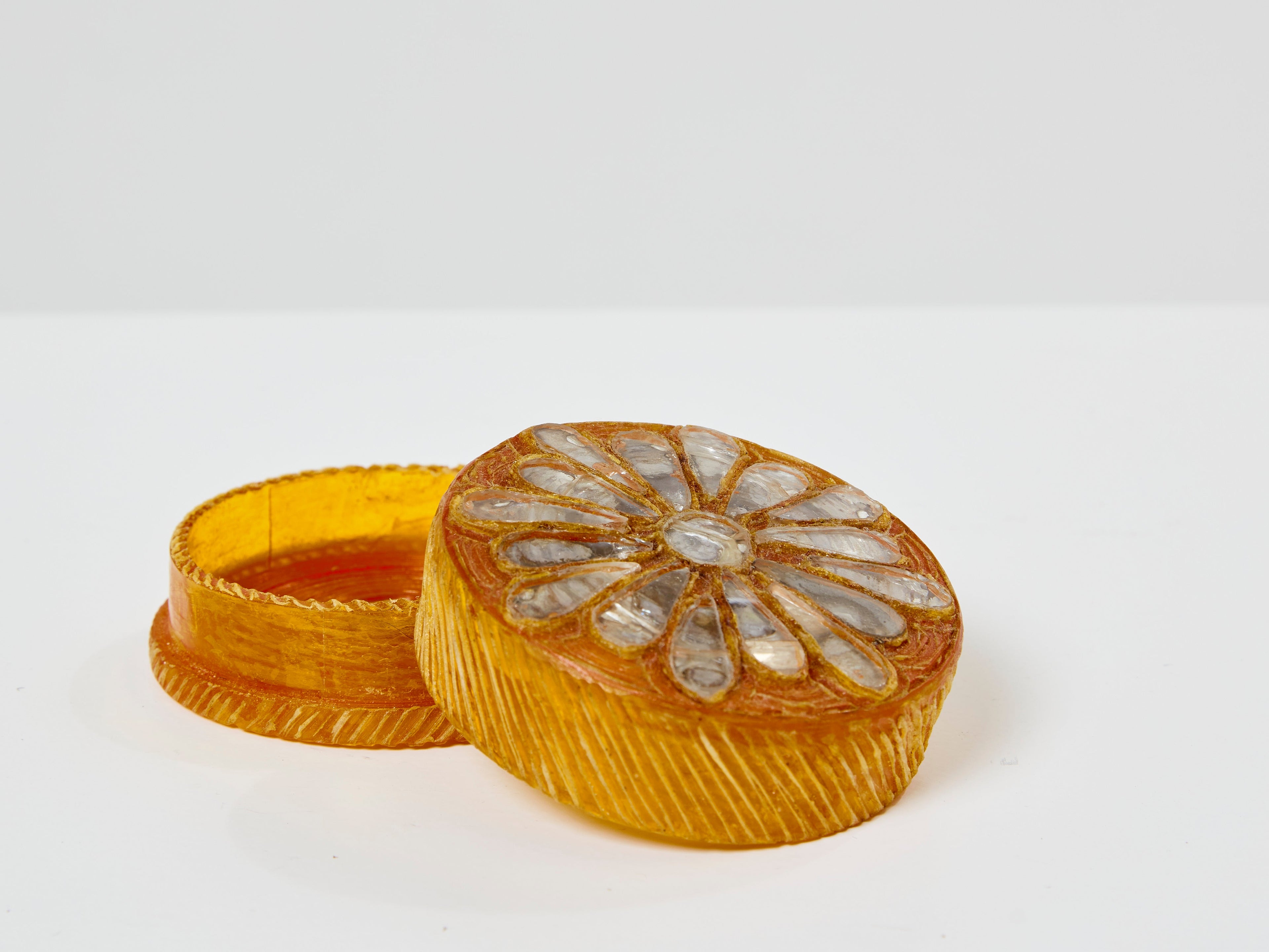Line Vautrin yellow talosel marguerite mirror round box 1960