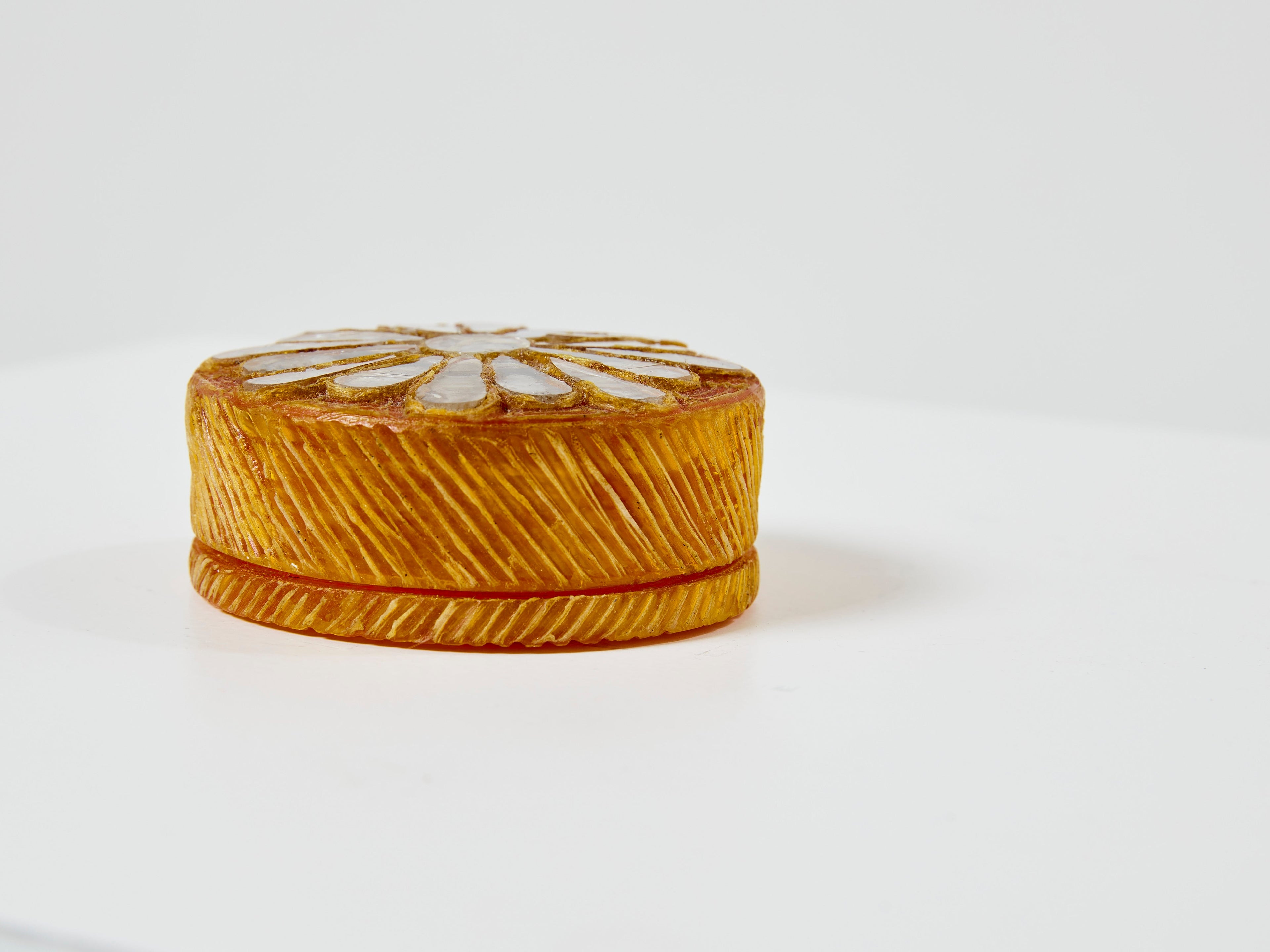 Line Vautrin yellow talosel marguerite mirror round box 1960