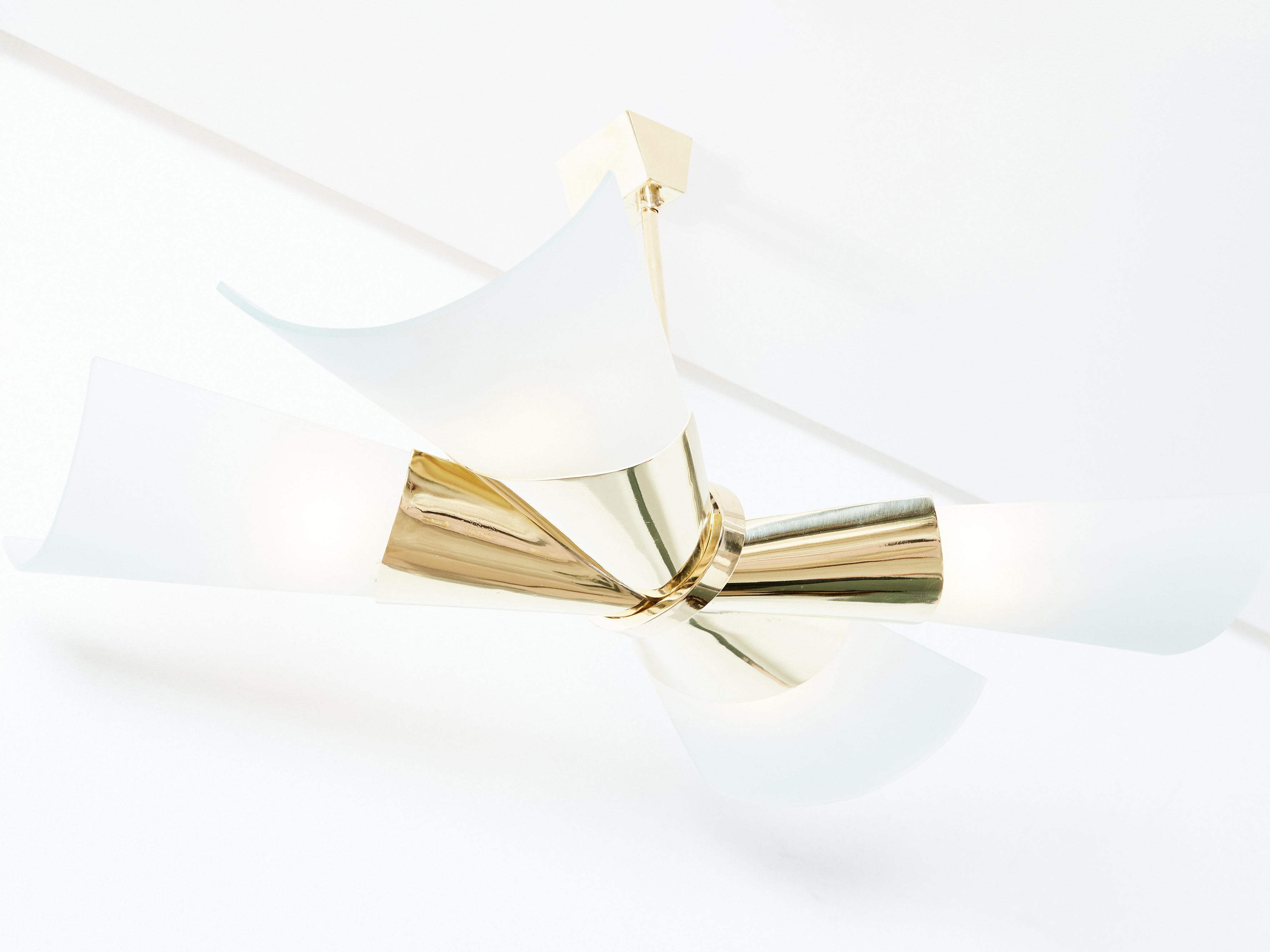 Max Ingrand for Fontana Arte brass opalin glass chandelier 1955