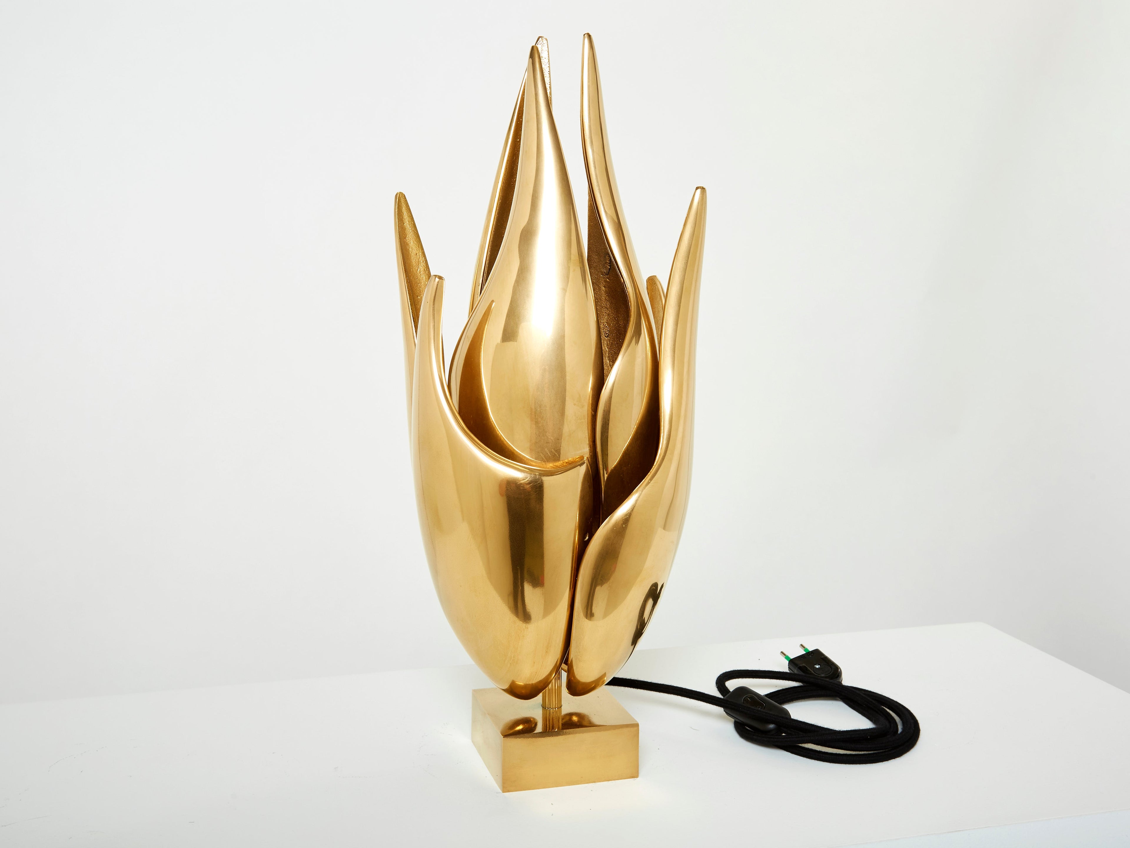 Michel Armand gilt bronze modernist Flame sculpture table lamp 1970