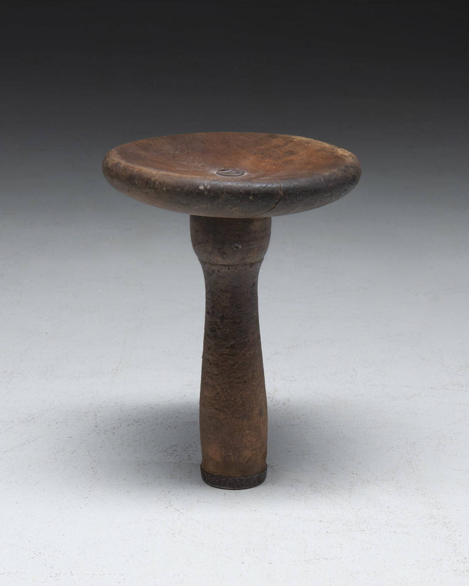 Monopod Milking Stool