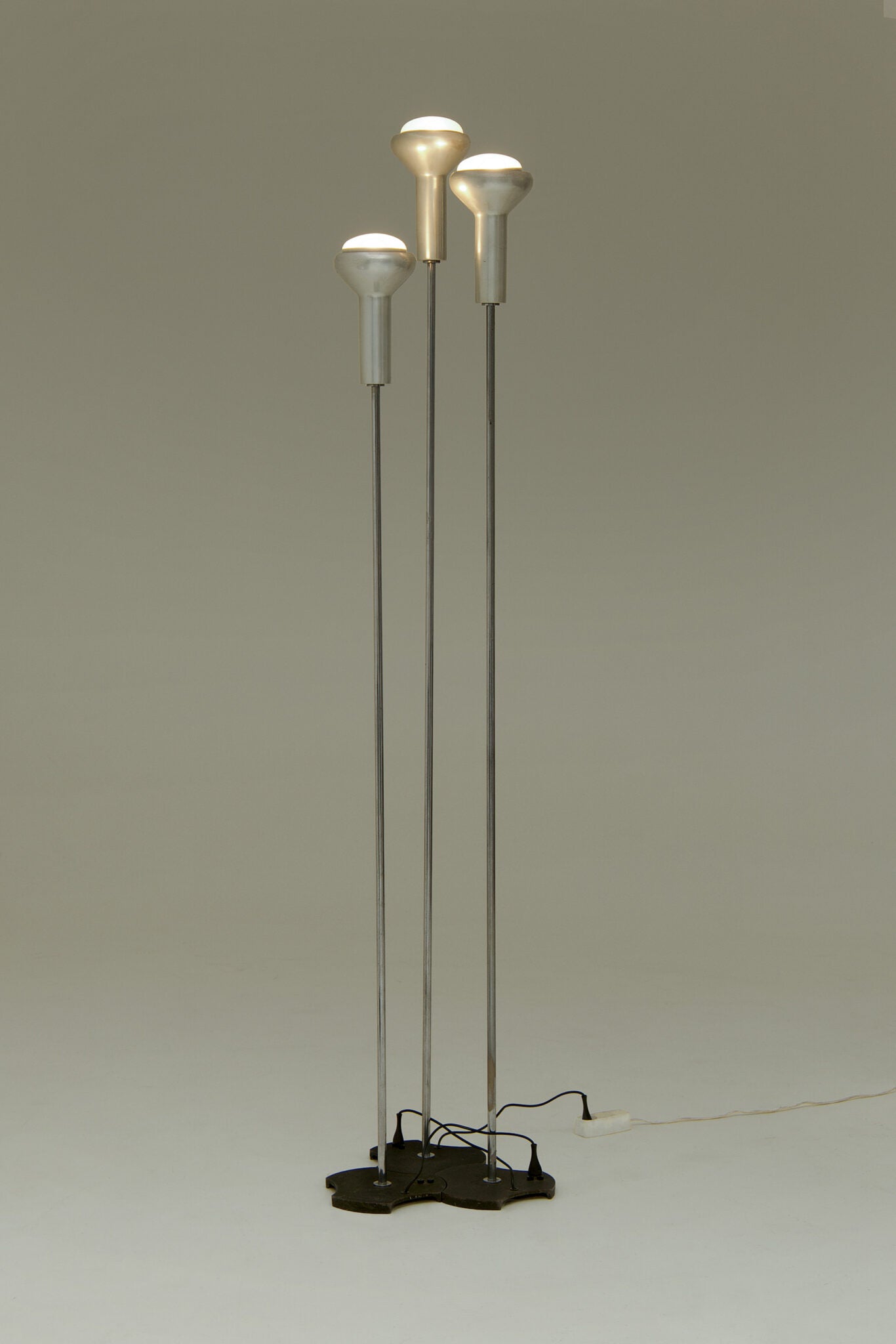 Gino Sarfatti Model 1073/3 Floor Lamp