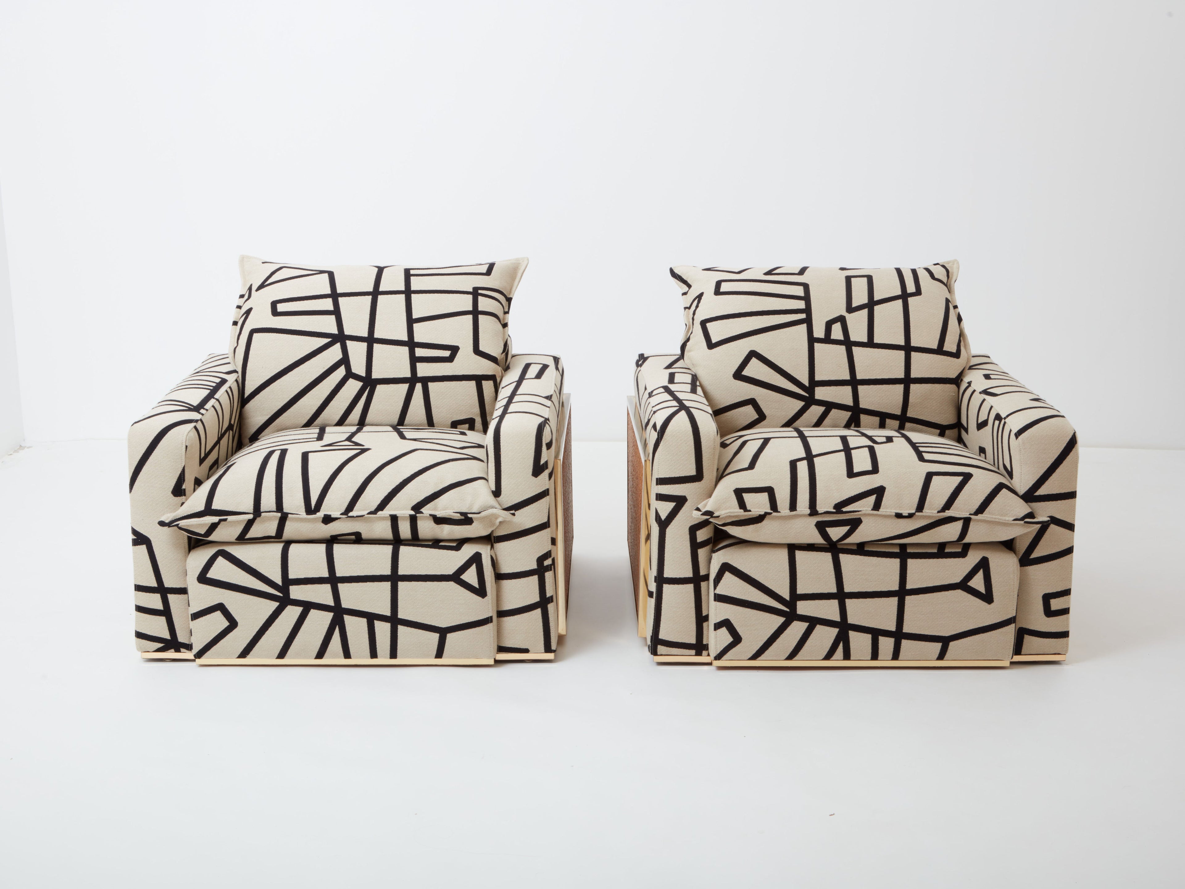 Pair of Nucci Valsecchi cane brass upholstered armchairs 1970s