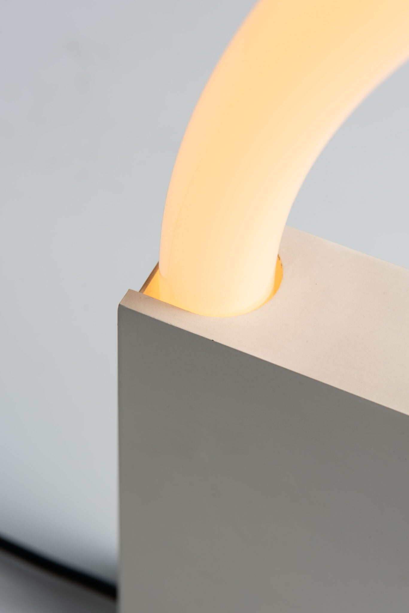 Aldo van den Nieuwelaar TC6 Lamp
