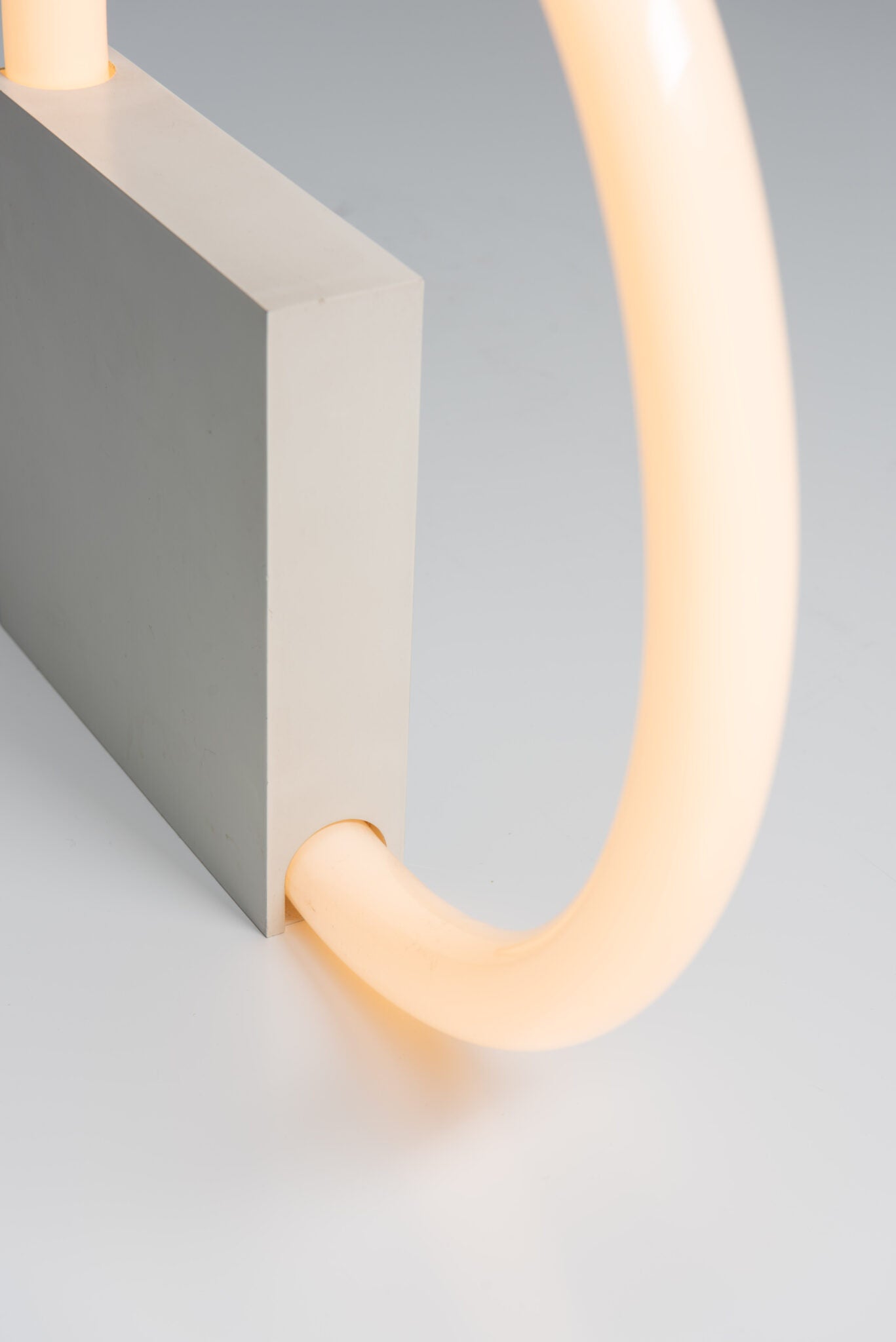 Aldo van den Nieuwelaar TC6 Lamp