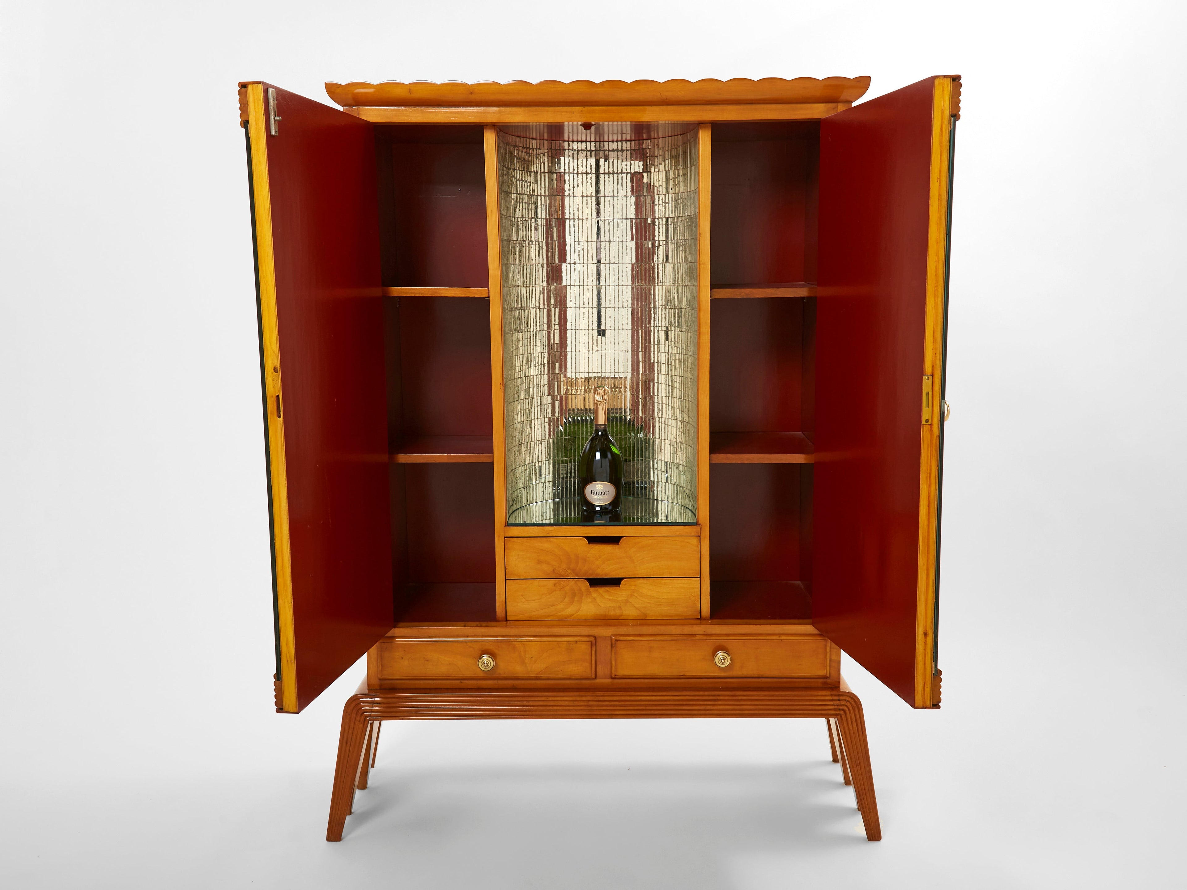 Osvaldo Borsani cherry wood mirrored bar cabinet for ABV 1940