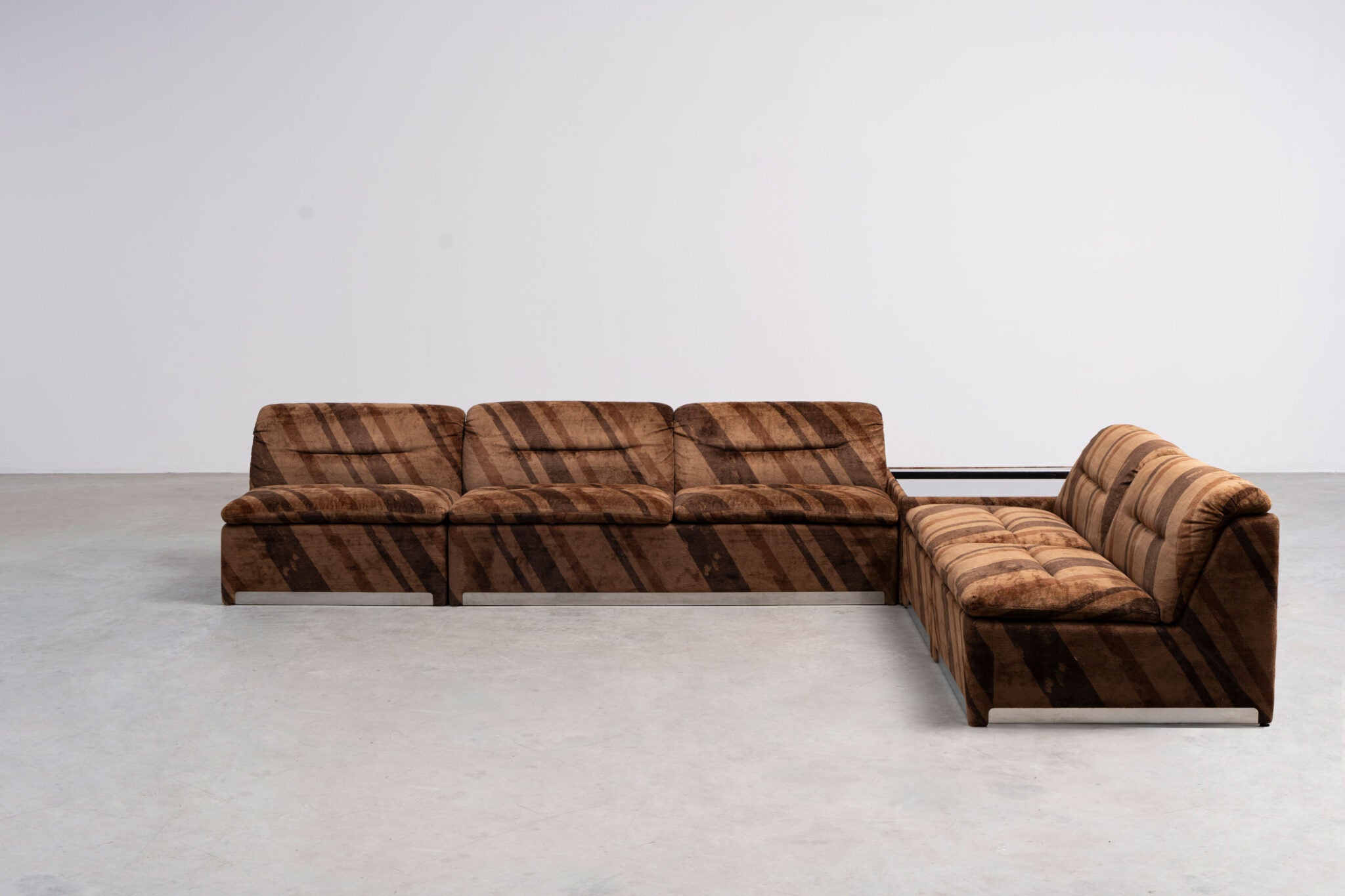 Giovanni Offredi P10 Modular Sofa Group by Proposals