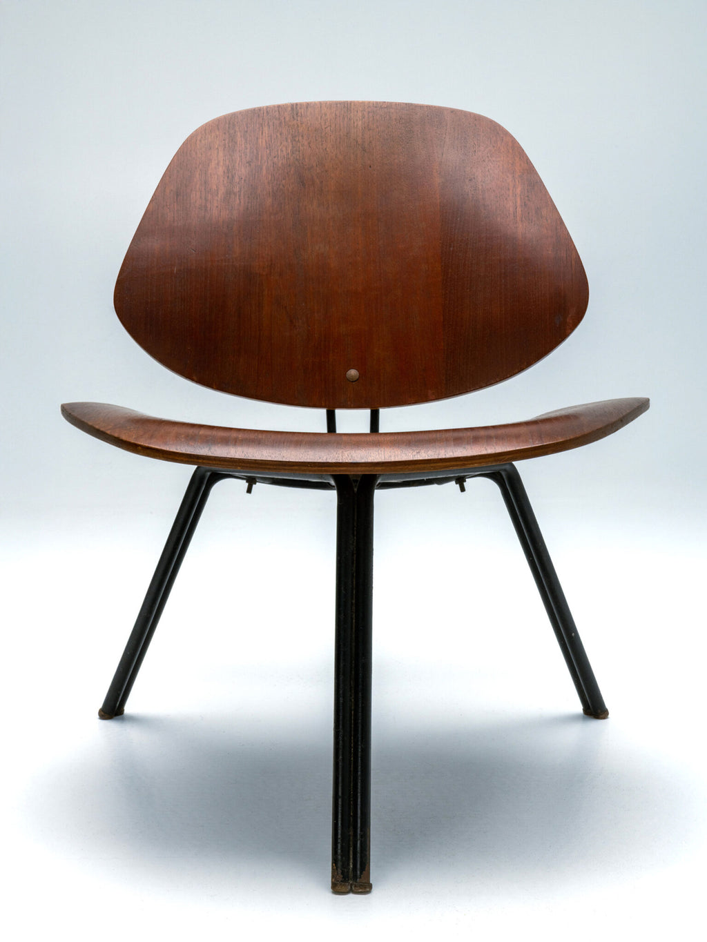 Osvaldo Borsani P31 Lounge chair