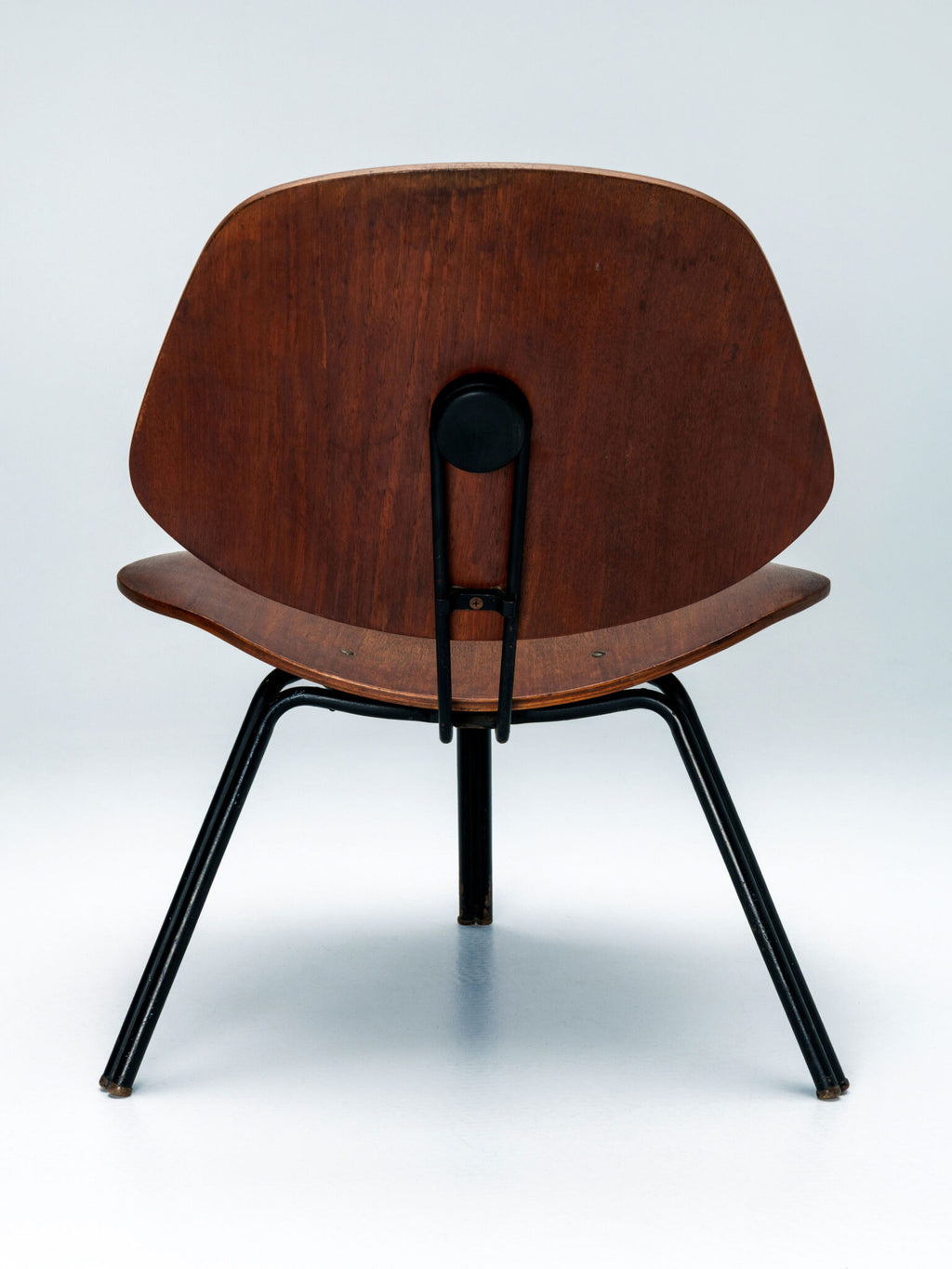 Osvaldo Borsani P31 Lounge chair