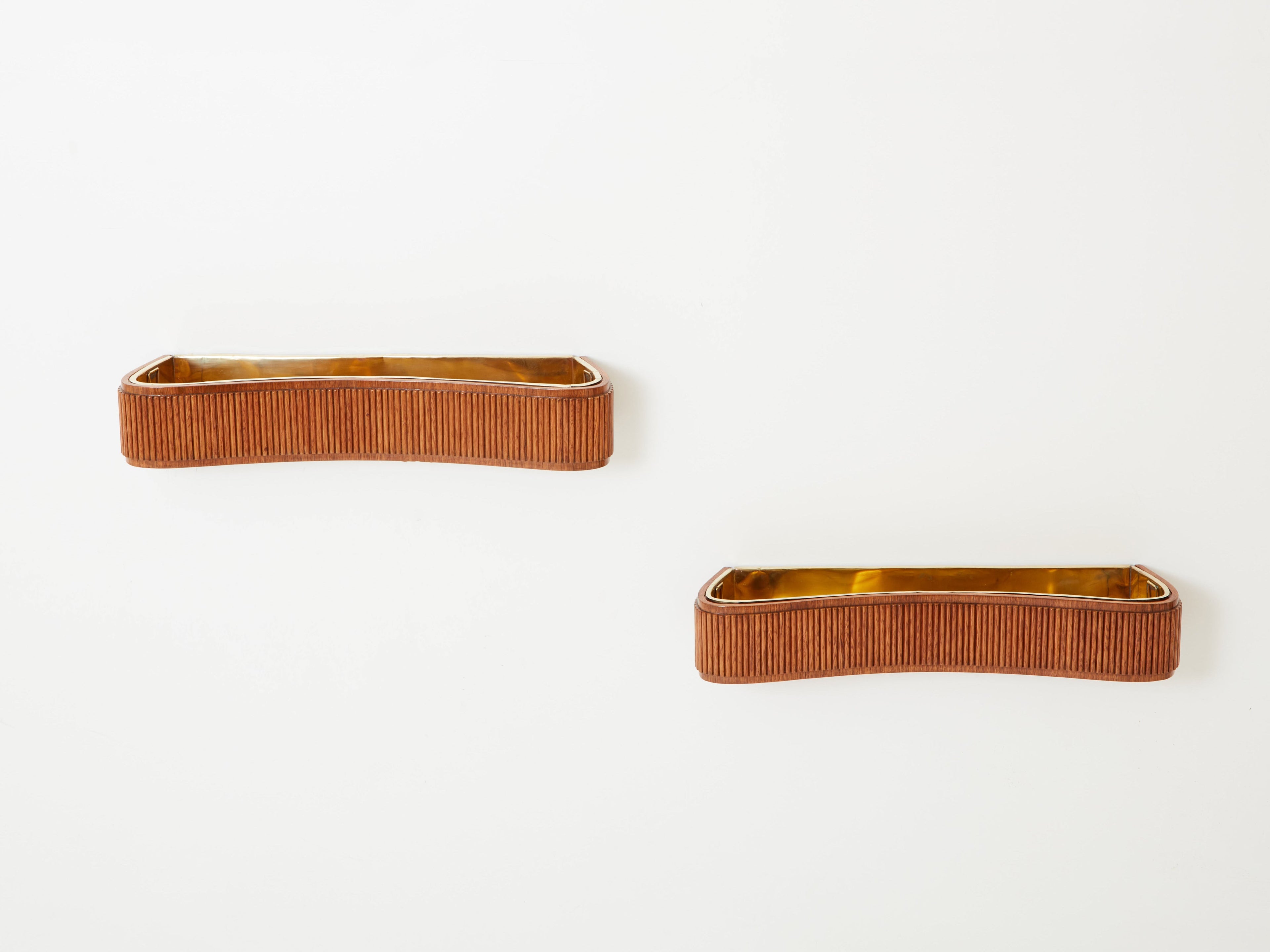 Paolo Buffa pair of carved warm elm wood brass planters 1940s