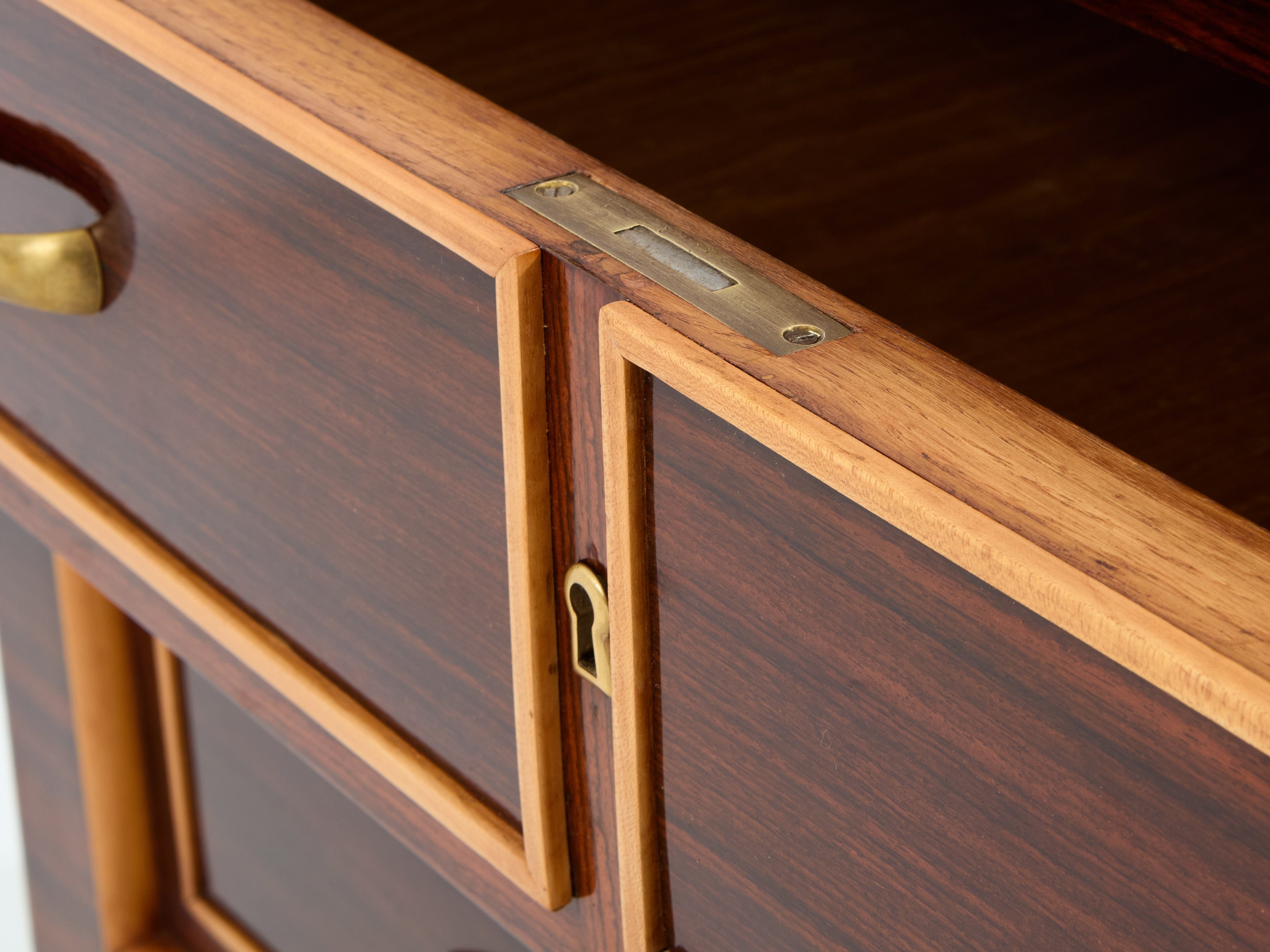 Paolo Buffa rosewood sycamore and brass chest of drawers 1940s