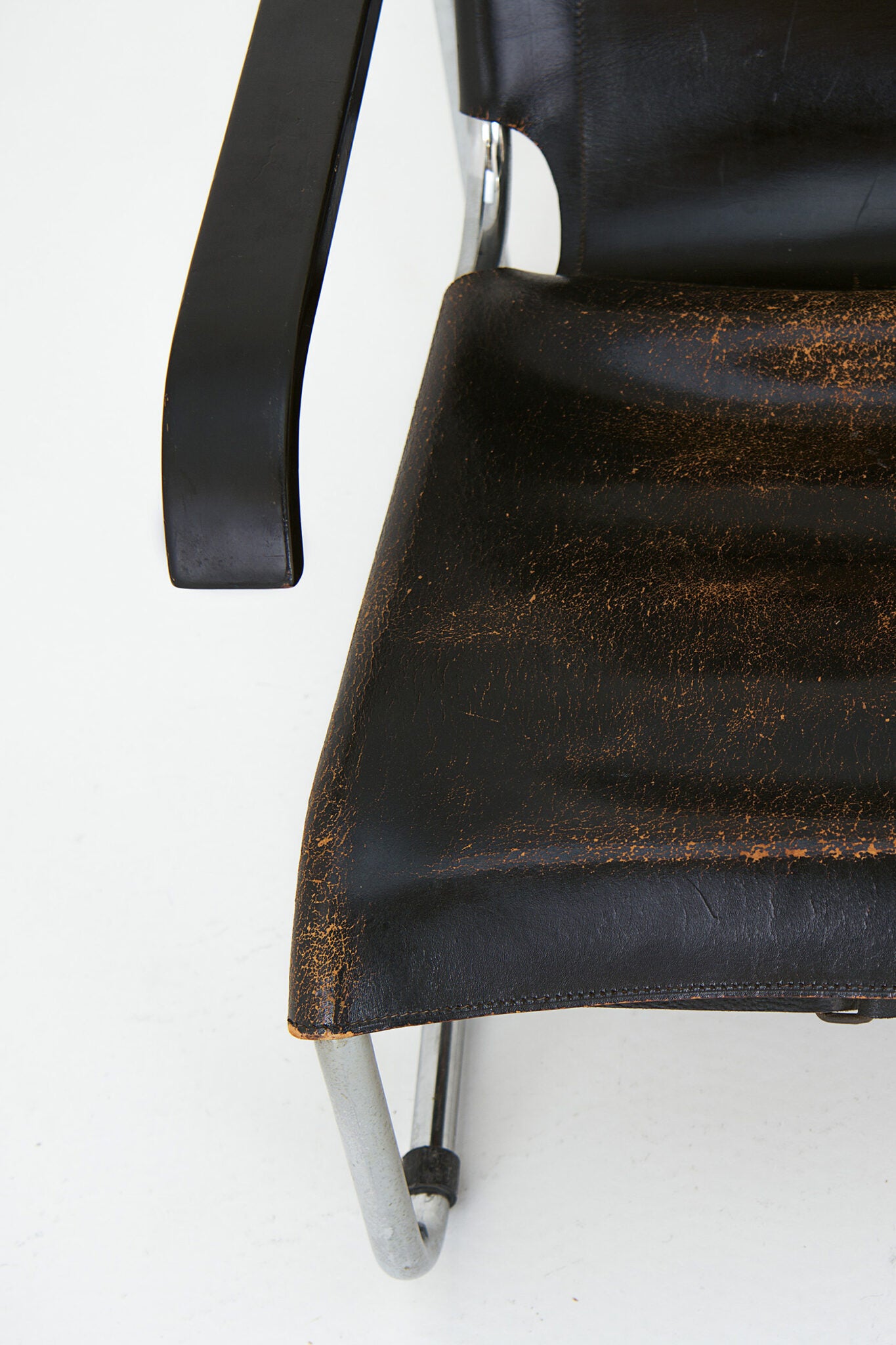 Marcel Breuer Armchair ‘S35 L’ – Thonet