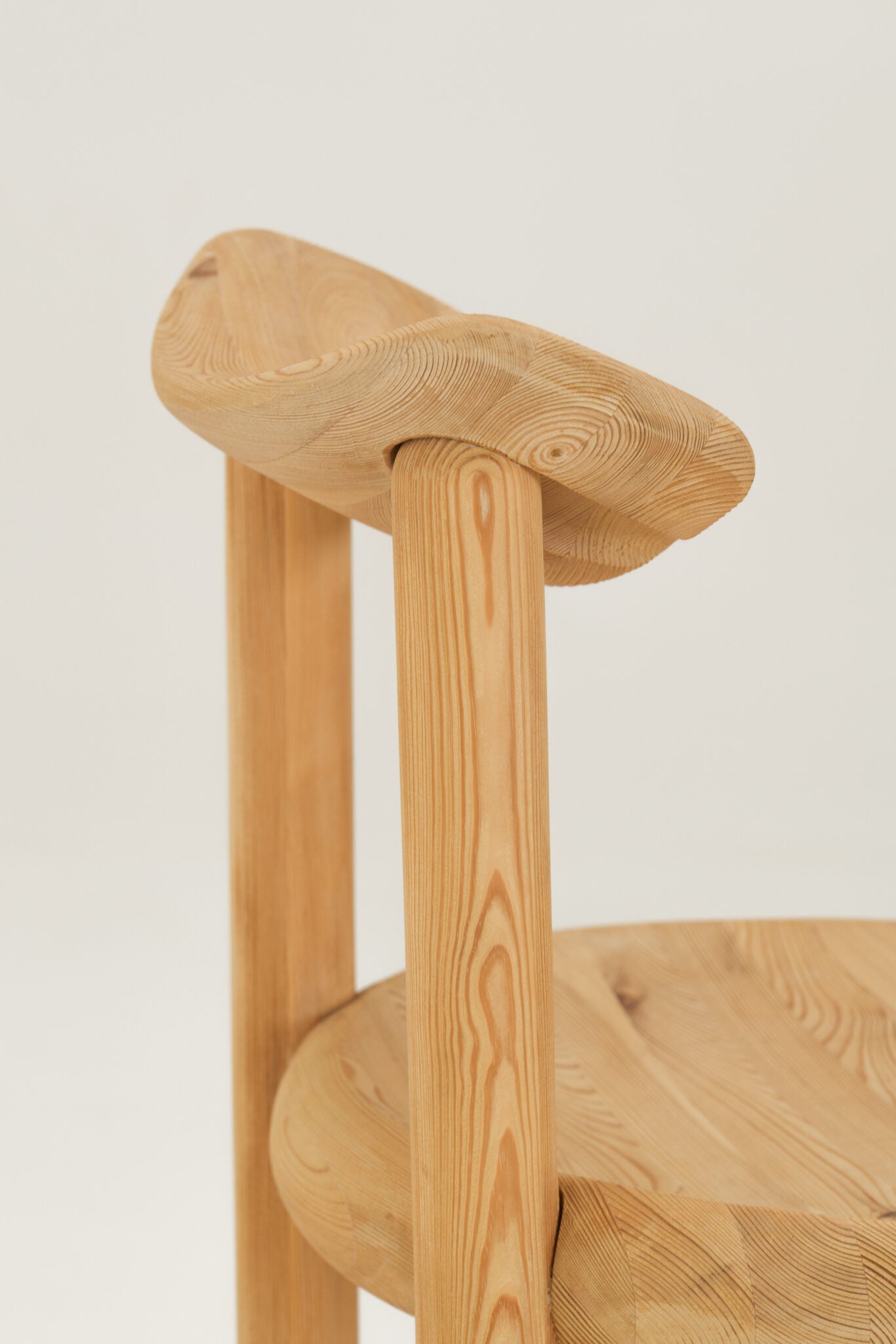Rainer Daumiller Set of 6 dining chairs in pine