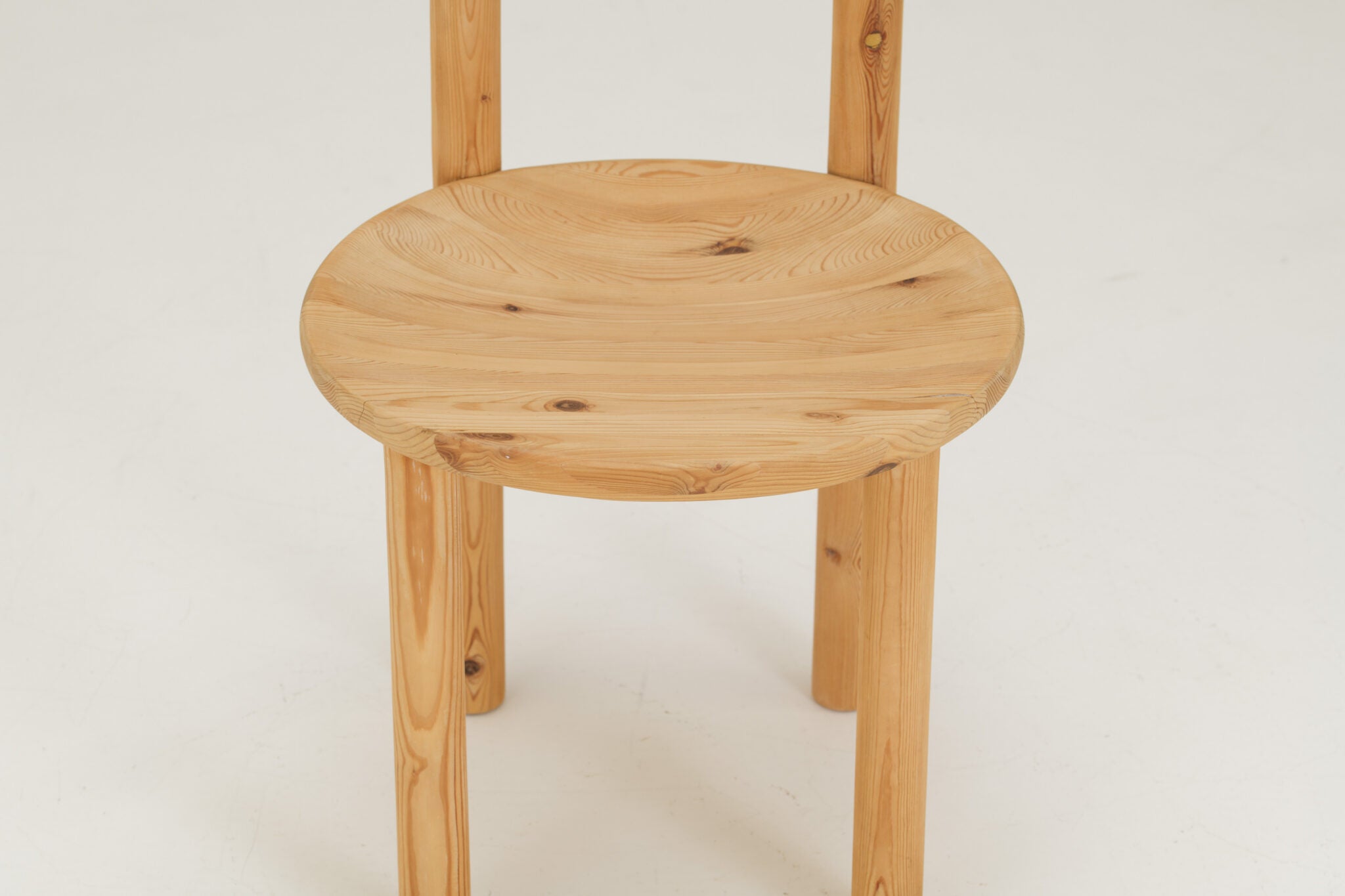 Rainer Daumiller Set of 6 dining chairs in pine