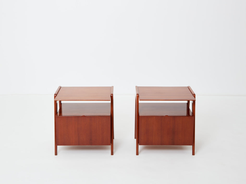 Silvio Cavatorta pair of mahogany wood nightstands 1950