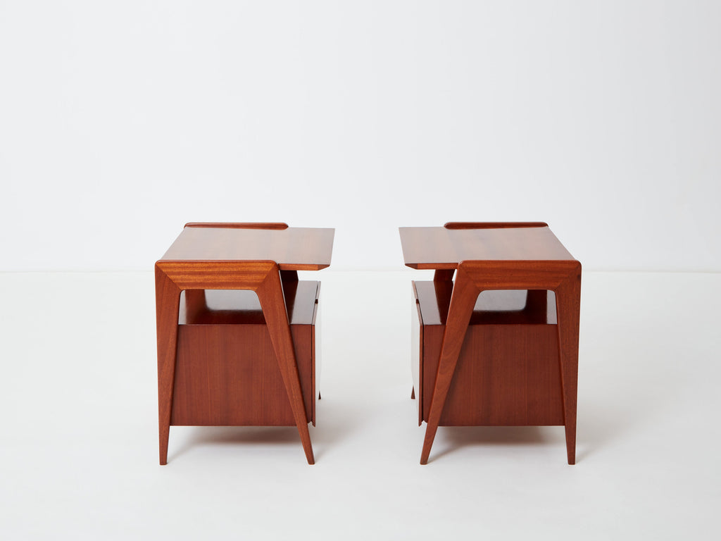 Silvio Cavatorta pair of mahogany wood nightstands 1950