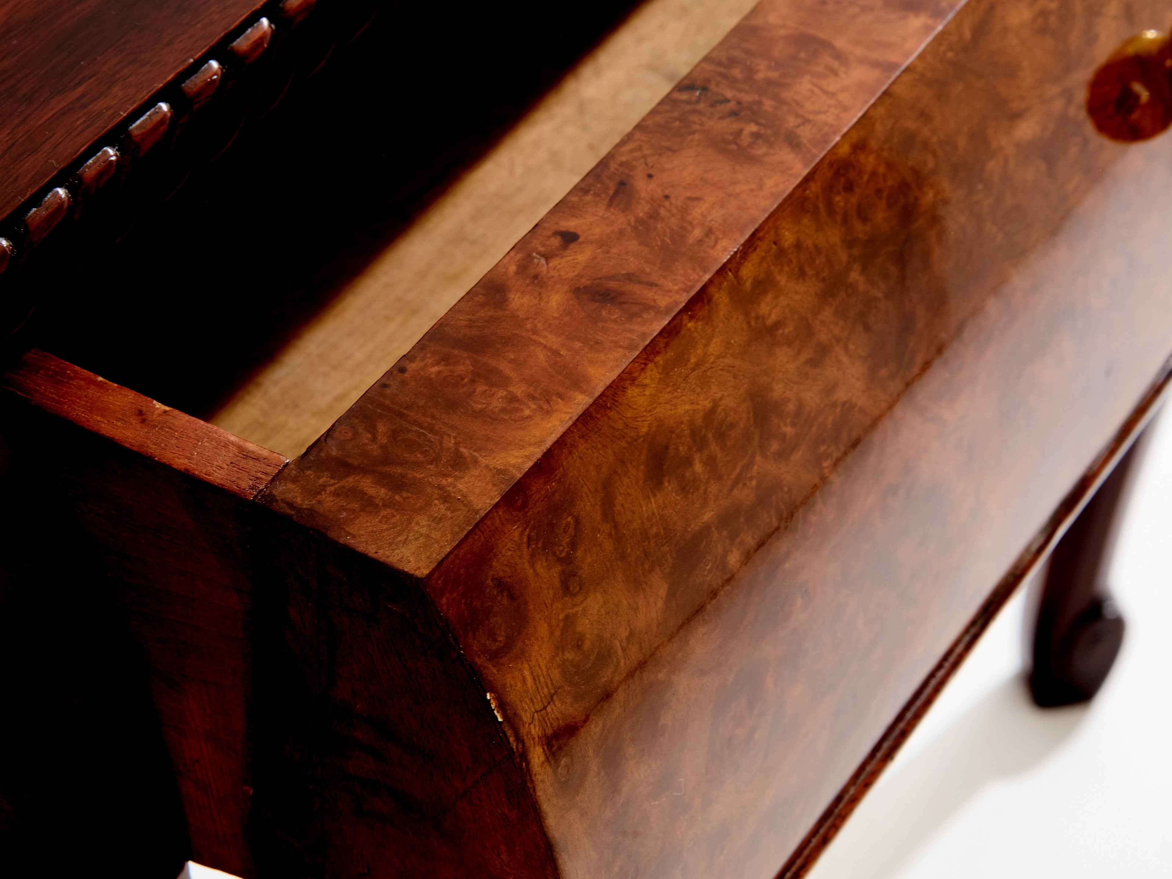 Süe & Mare rosewood and amboyna burl desk 1921
