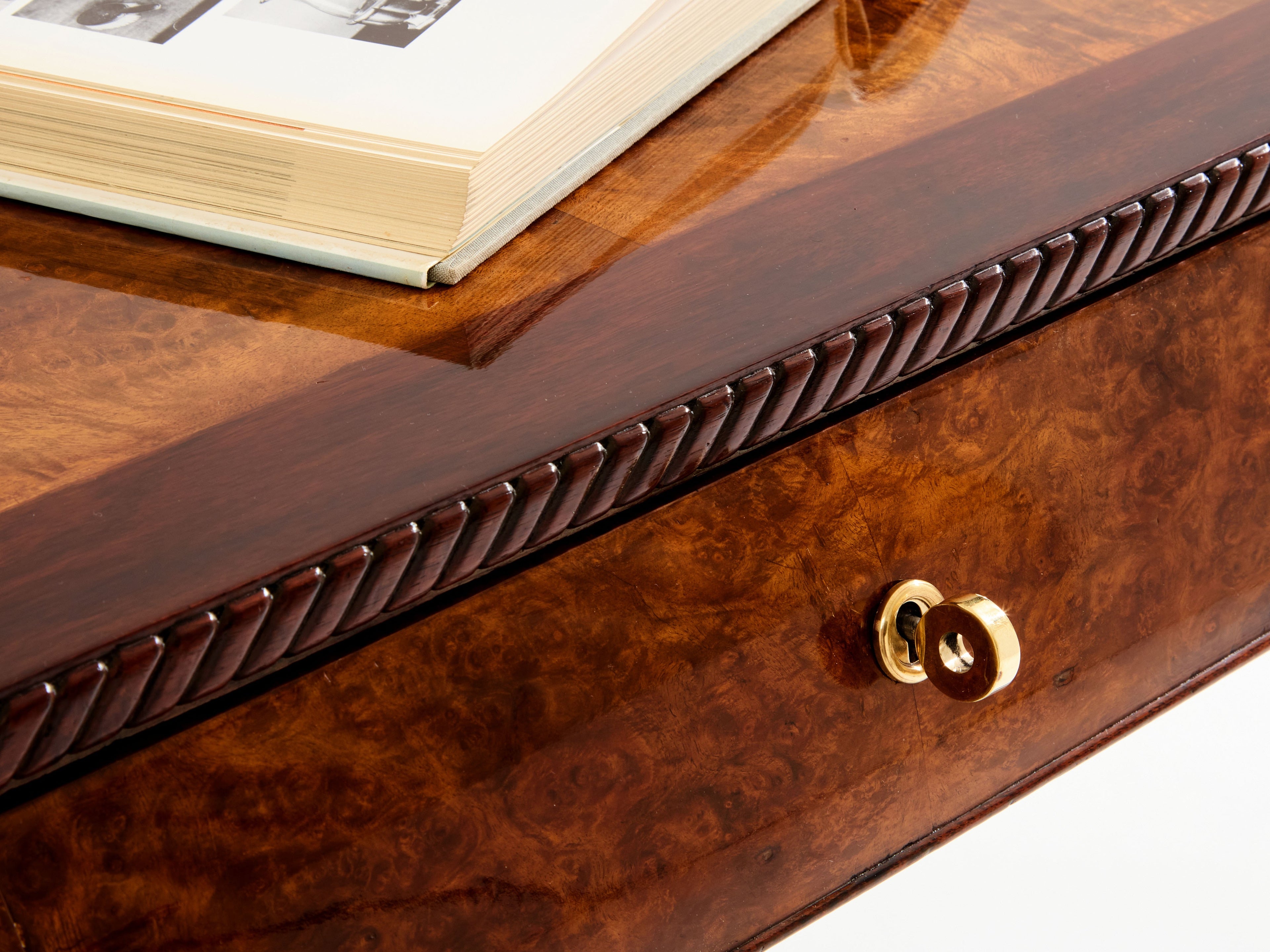 Süe & Mare rosewood and amboyna burl desk 1921