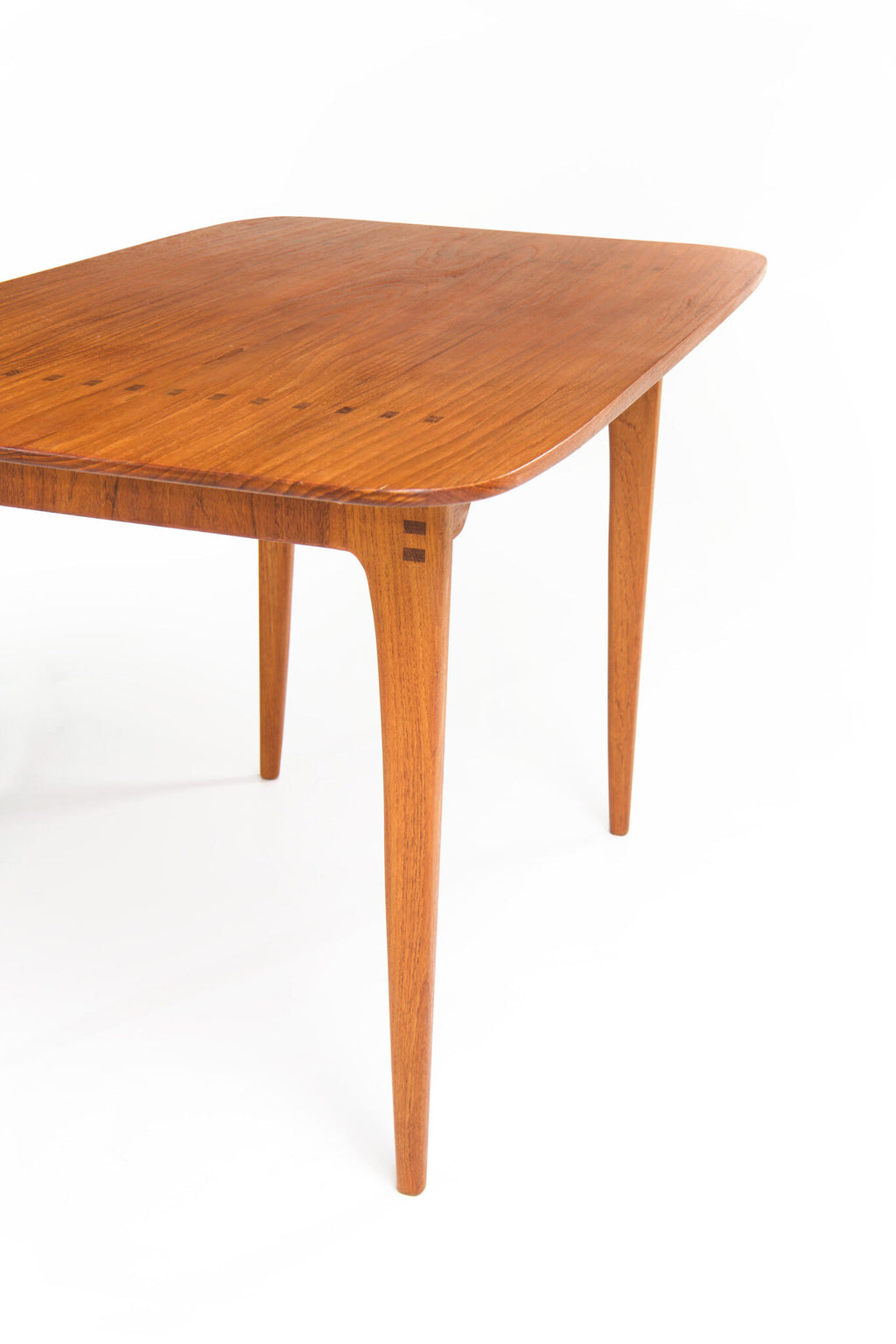 EXCEPTIONAL MID-CENTURY TABLE