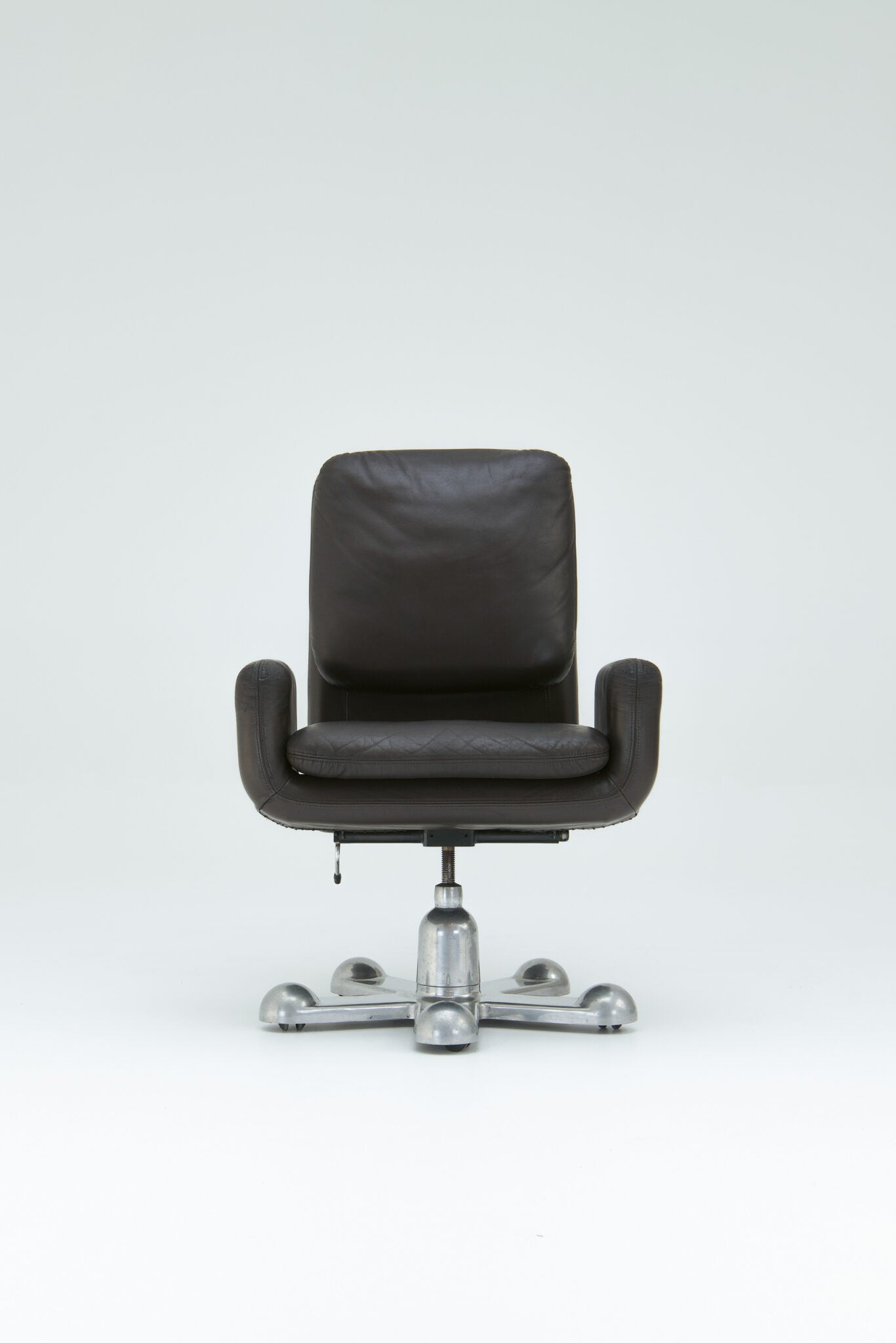 Perry King and Santiago Miranda Swivel Desk Chair – 1970s