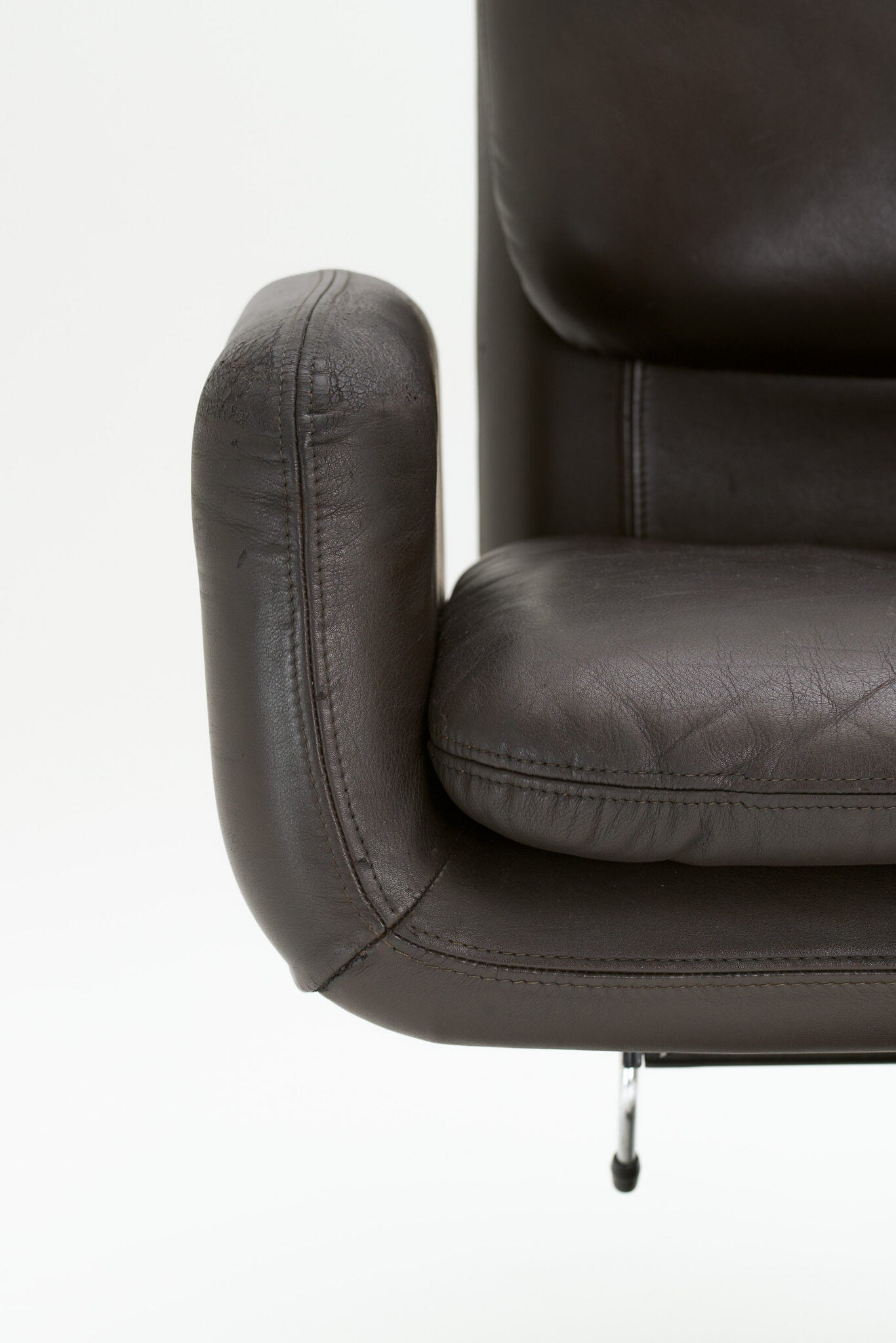 Perry King and Santiago Miranda Swivel Desk Chair – 1970s