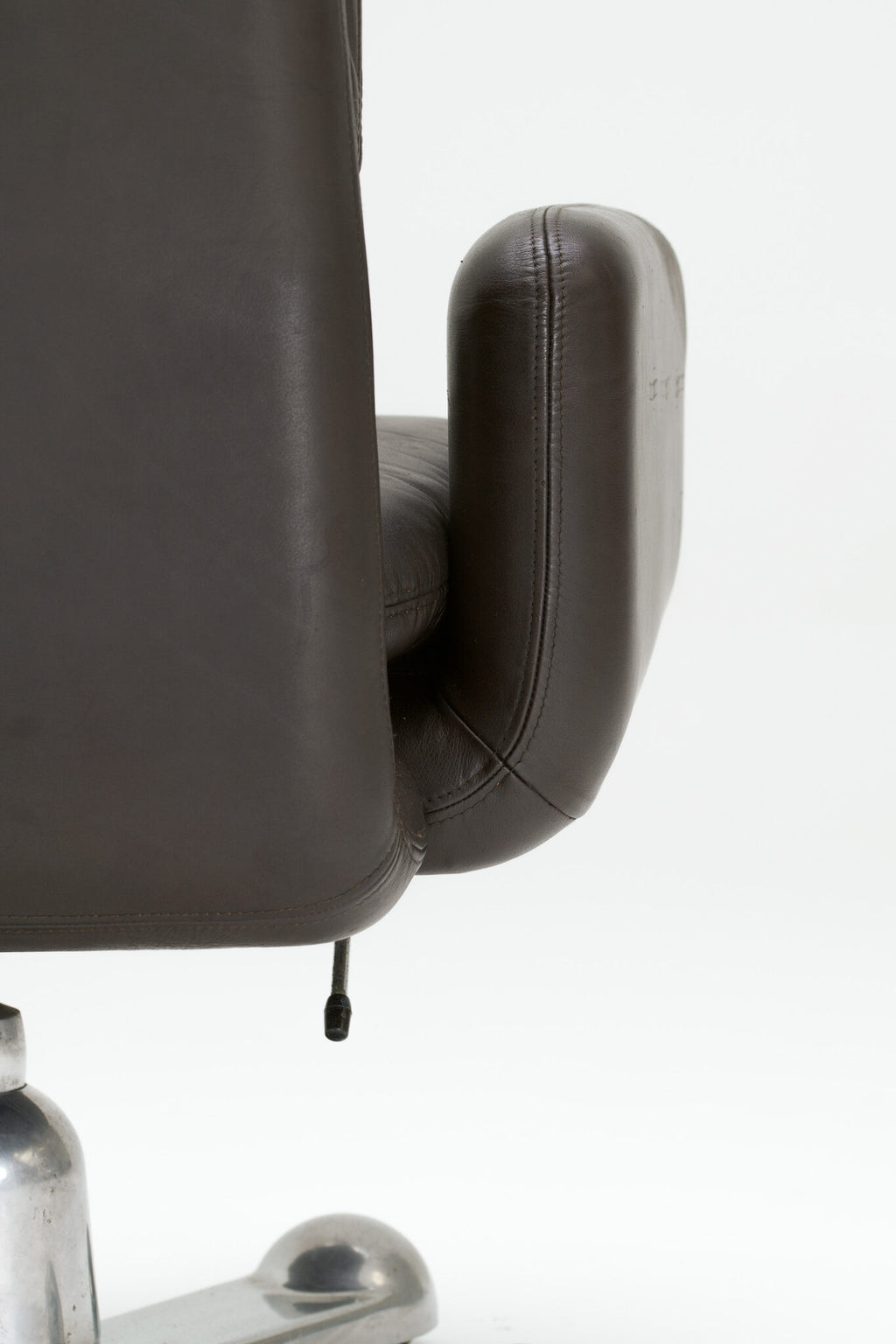 Perry King and Santiago Miranda Swivel Desk Chair – 1970s